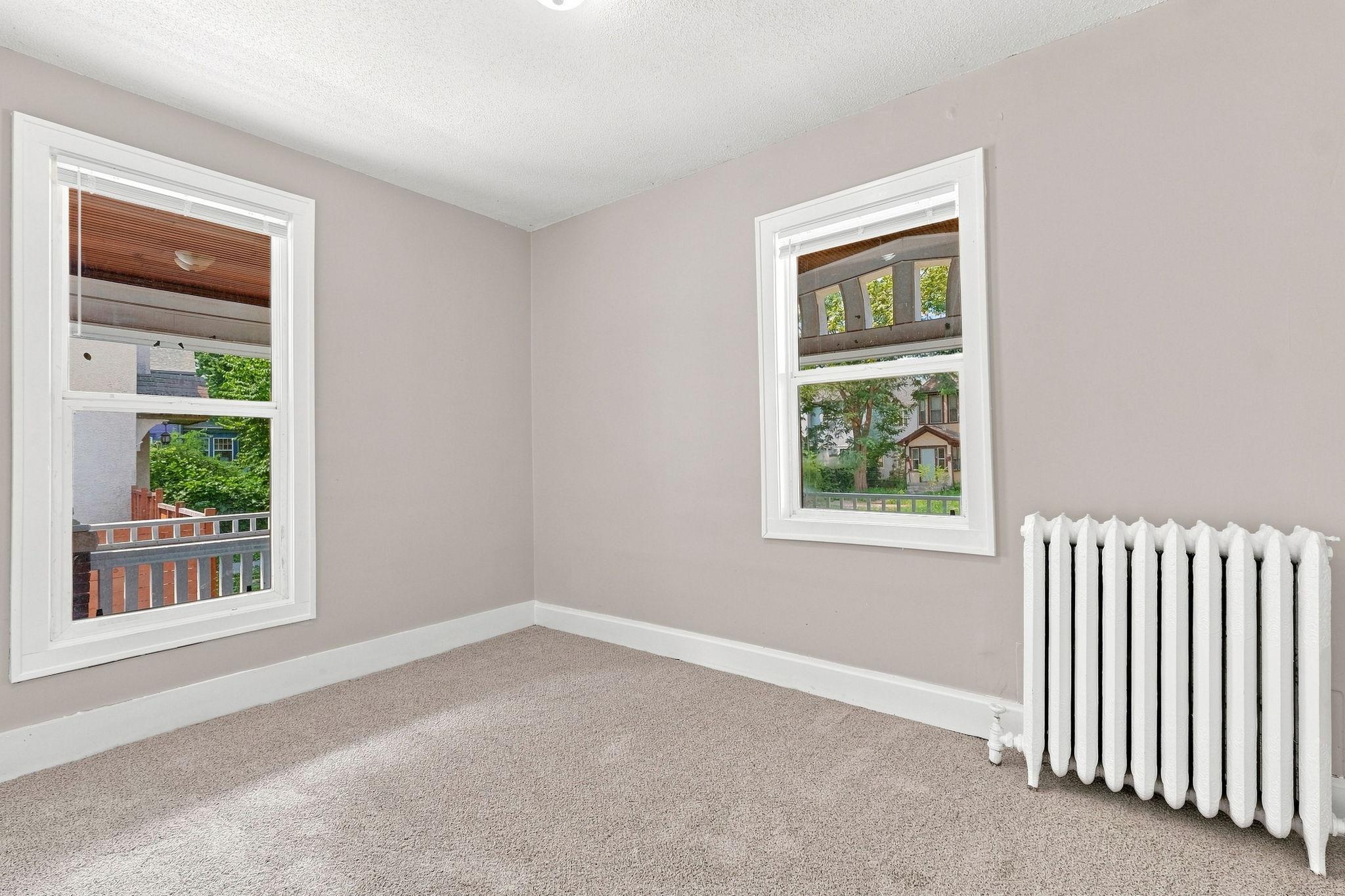 2410 James Avenue N Property Photo 3