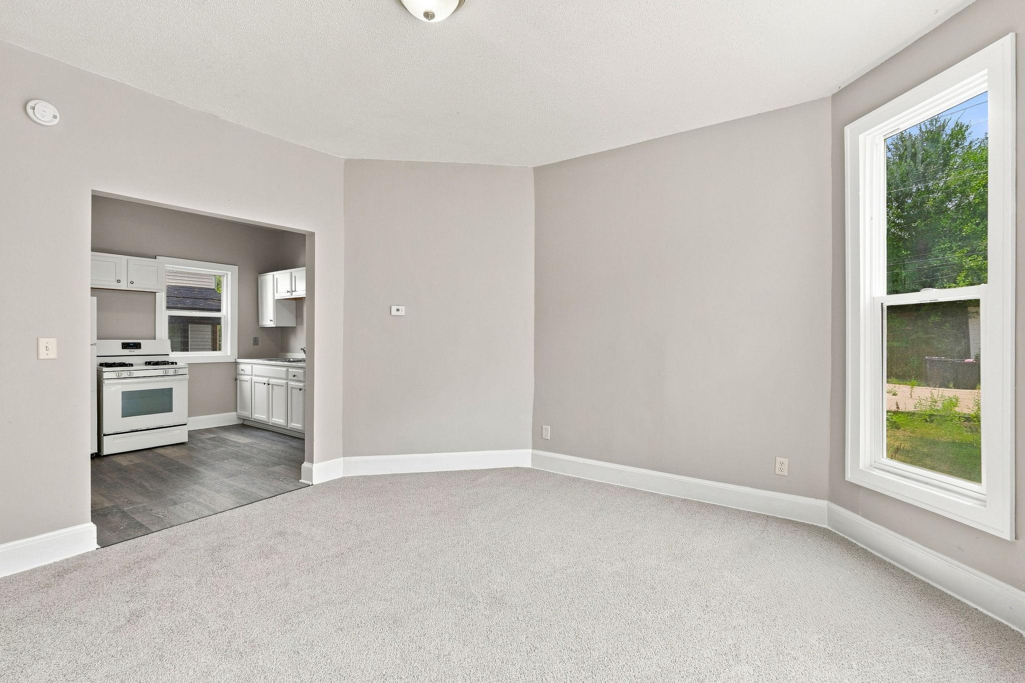 2410 James Avenue N Property Photo 7