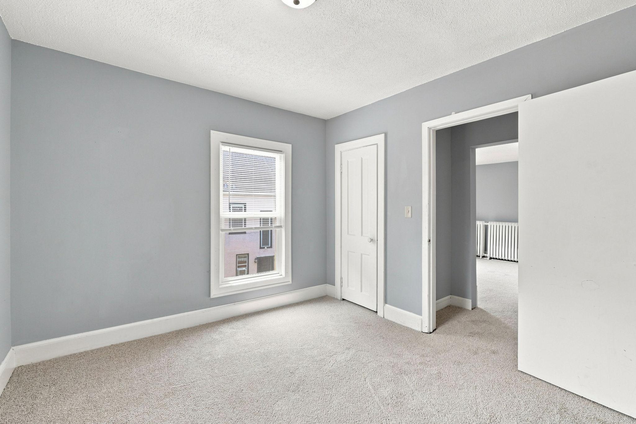 2410 James Avenue N Property Photo 17
