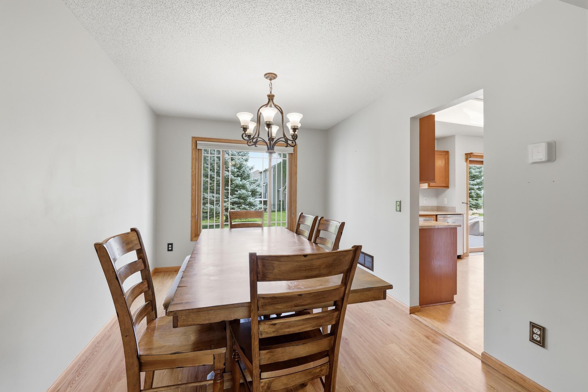 17428 Horseshoe Way Property Photo 5