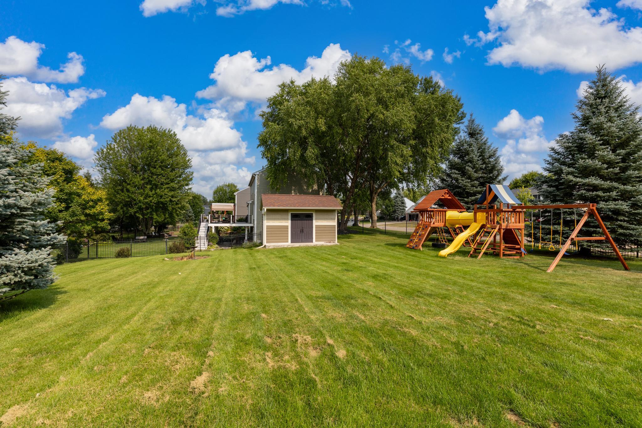 17428 Horseshoe Way Property Photo 23