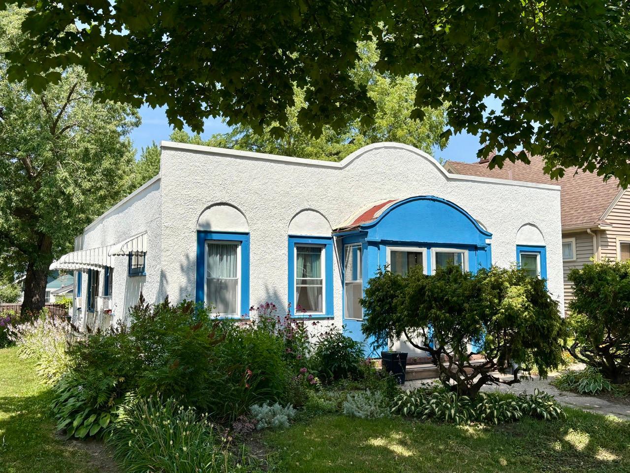 1693 Randolph Avenue Property Photo 25