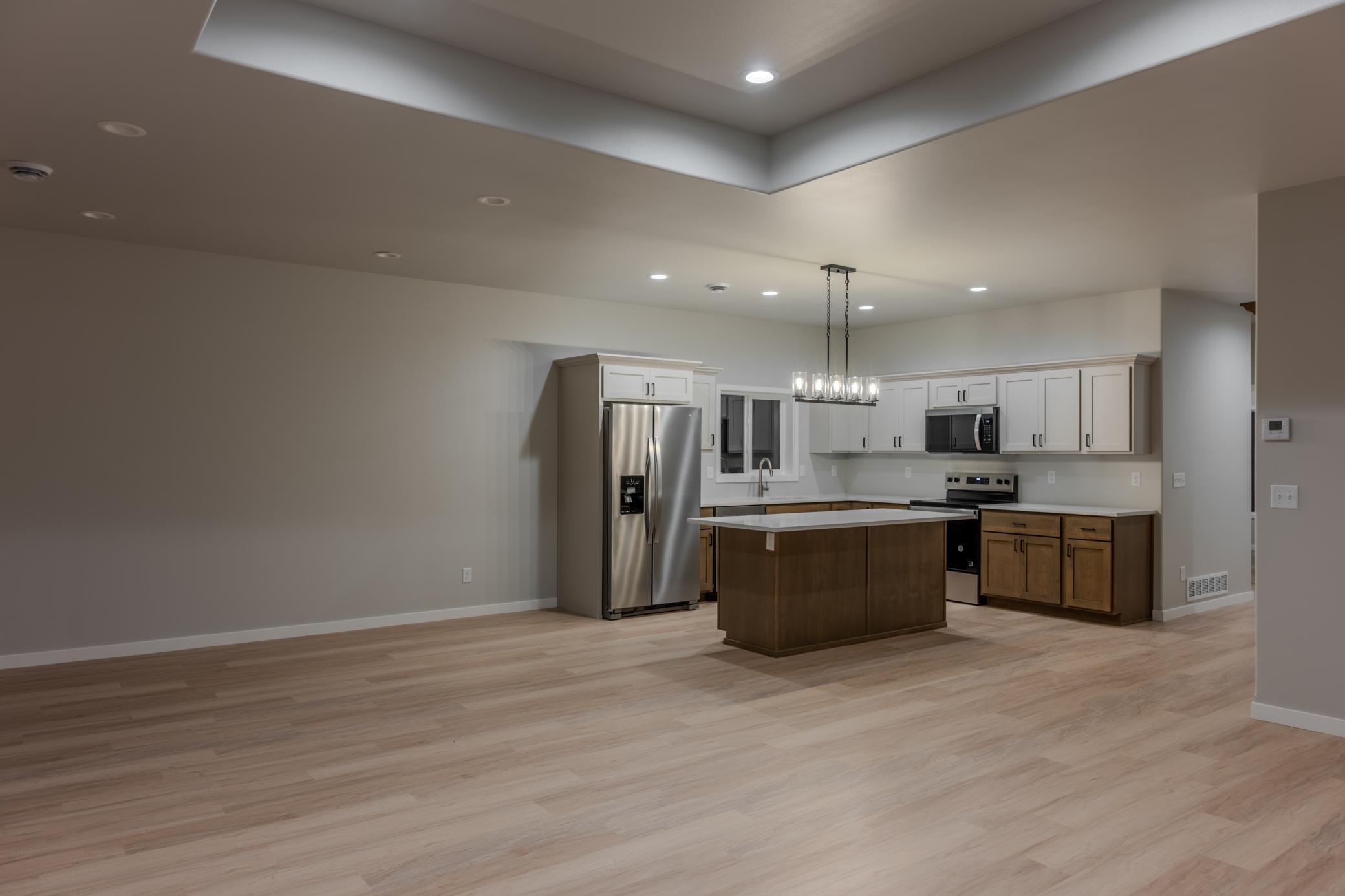 6813 Deer Creek Loop Property Photo 10