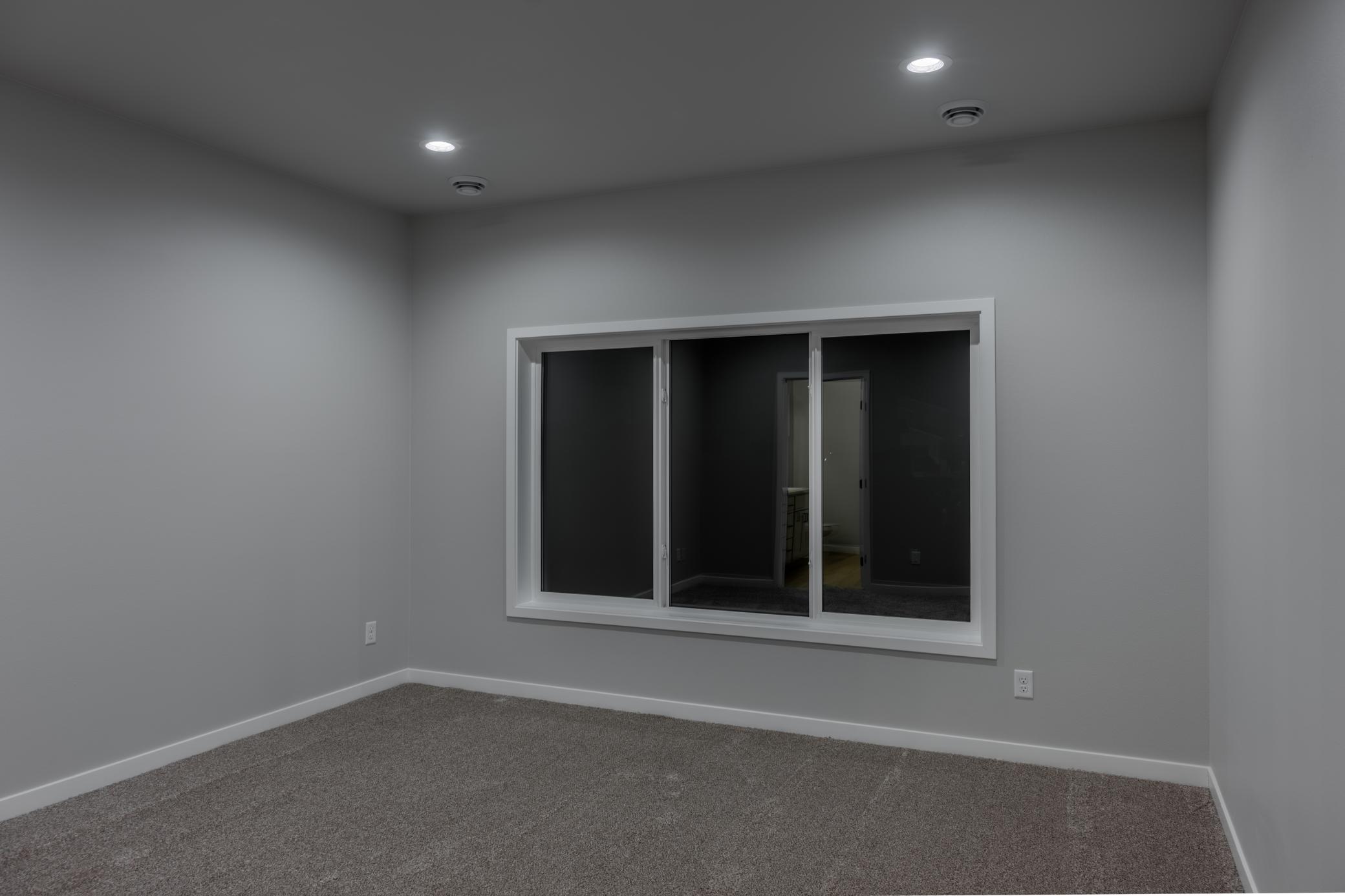 6813 Deer Creek Loop Property Photo 14