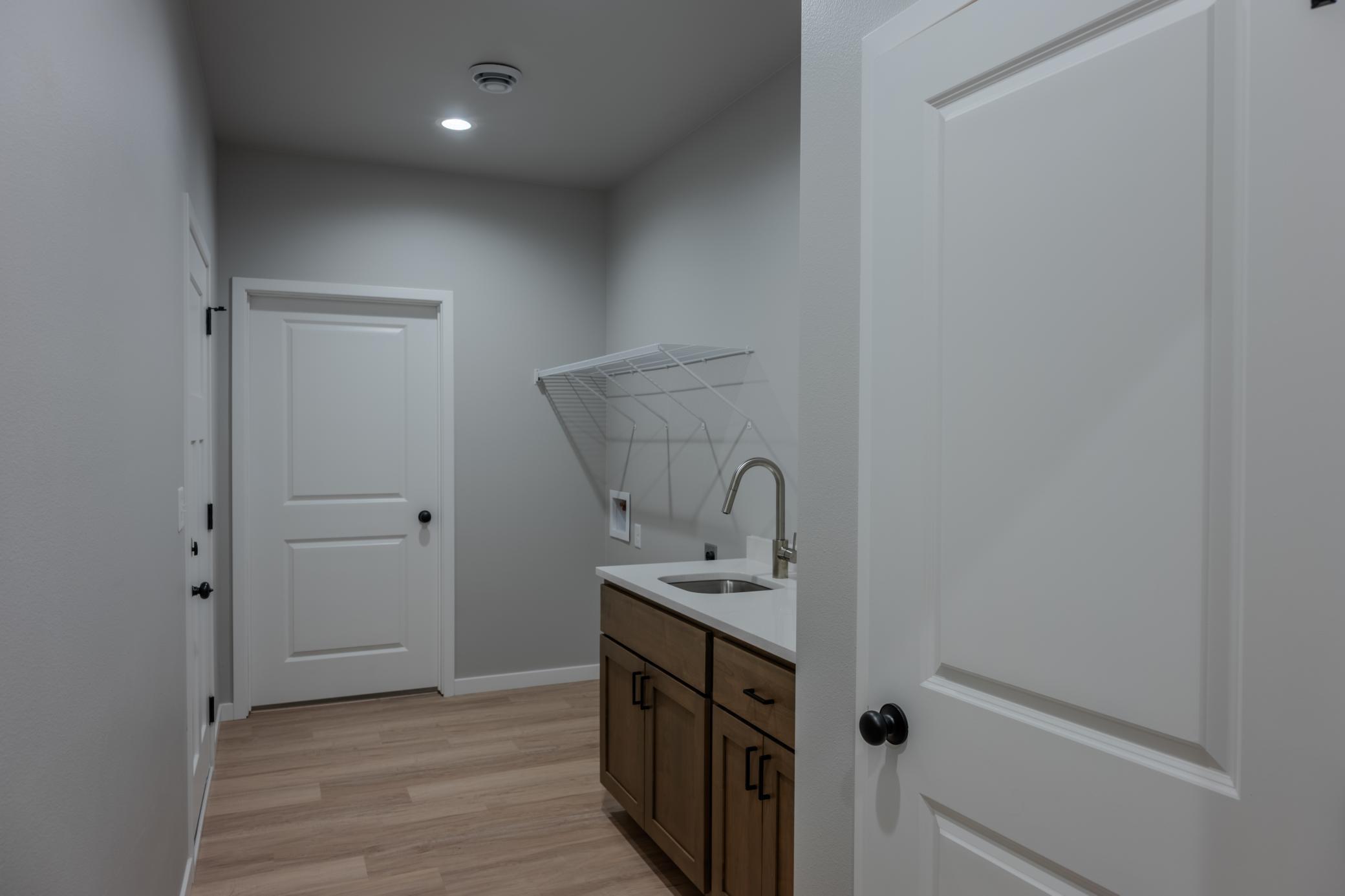 6813 Deer Creek Loop Property Photo 20