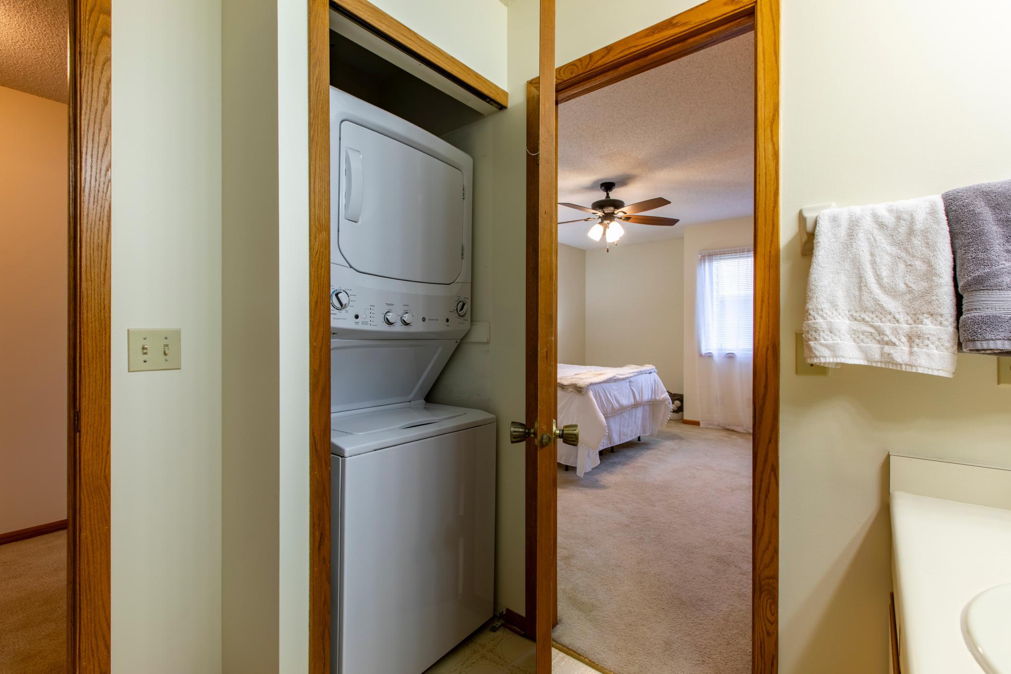 2759 Charles Court Nw Property Photo 10
