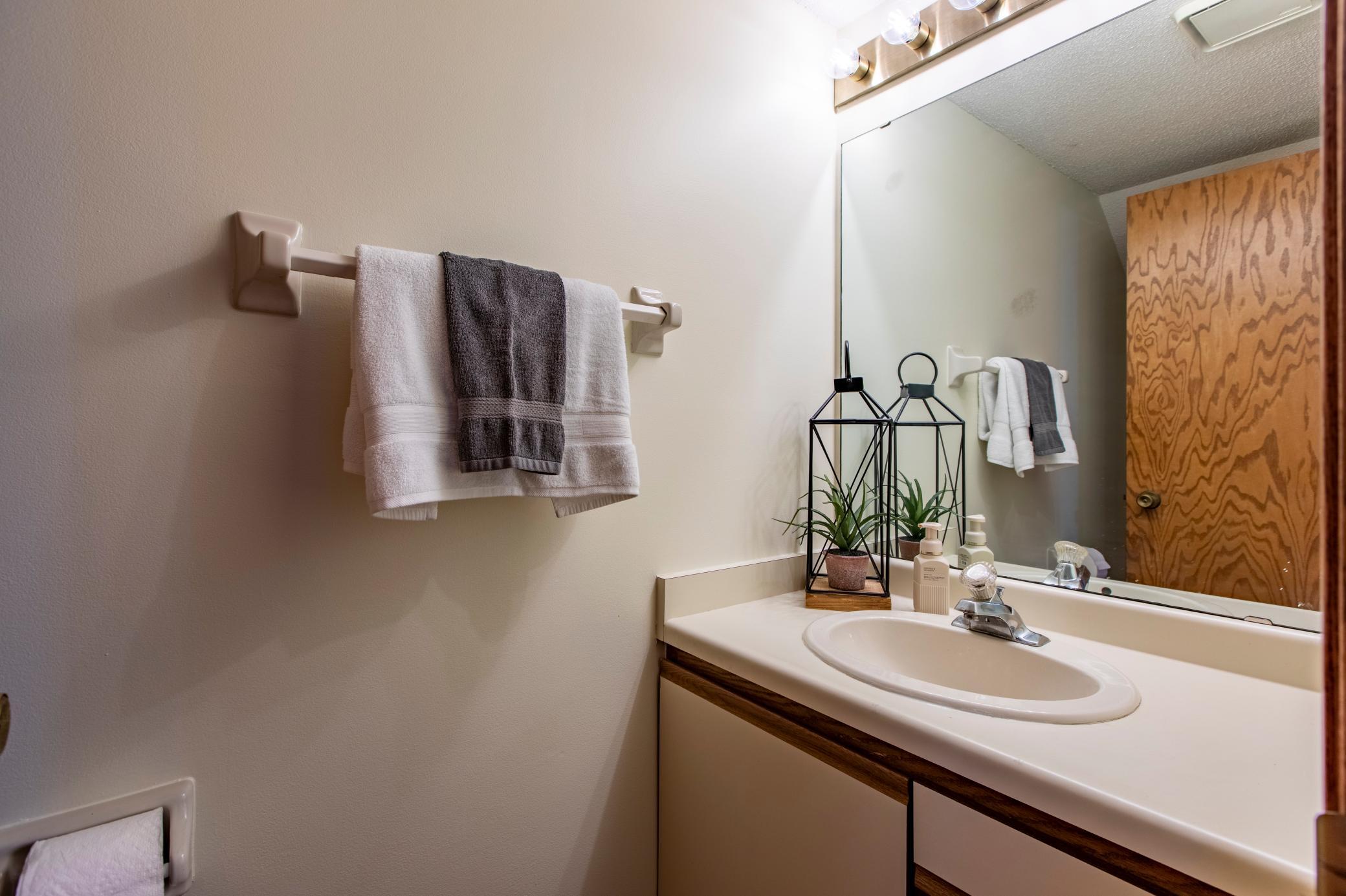 2759 Charles Court Nw Property Photo 17