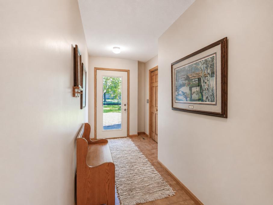 41748 E Shore Drive Property Photo 17