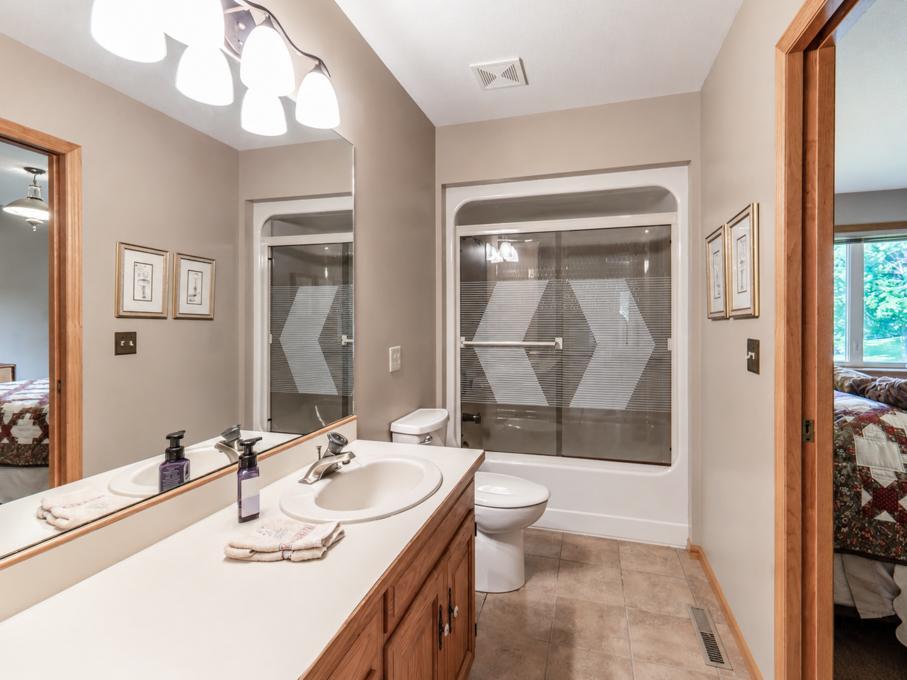 41748 E Shore Drive Property Photo 23