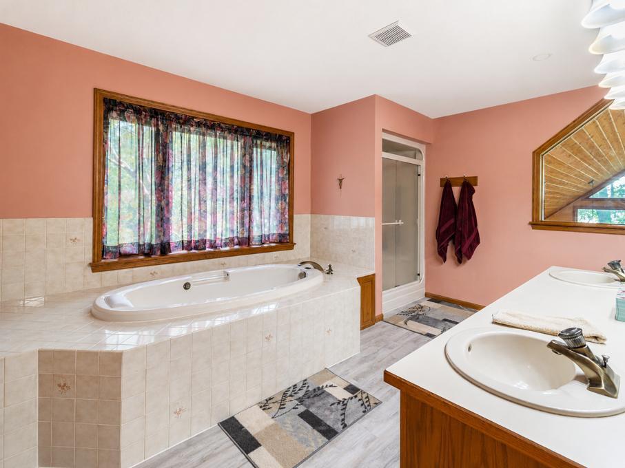 41748 E Shore Drive Property Photo 35