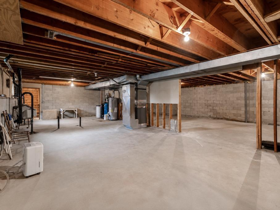 41748 E Shore Drive Property Photo 38