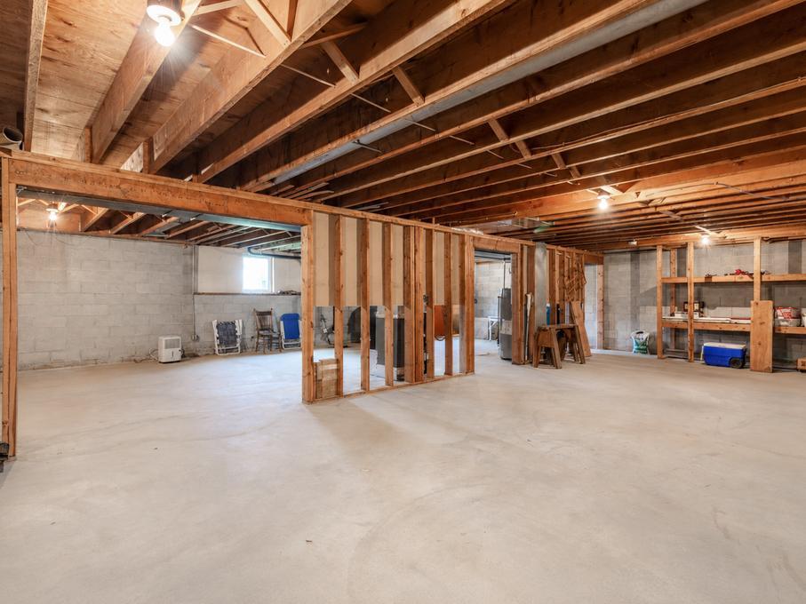 41748 E Shore Drive Property Photo 39