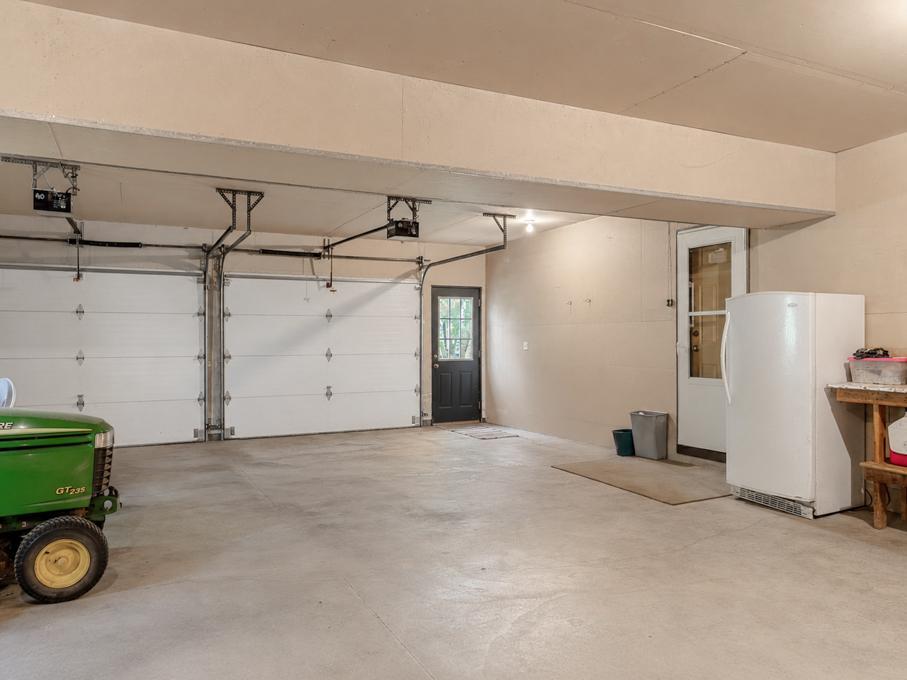 41748 E Shore Drive Property Photo 42