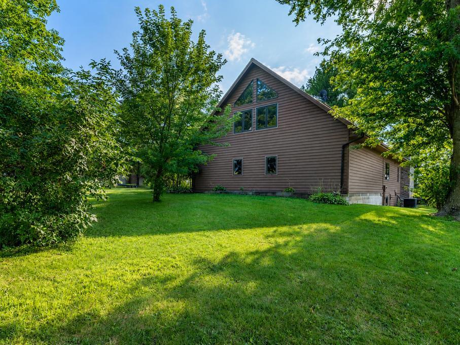 41748 E Shore Drive Property Photo 45