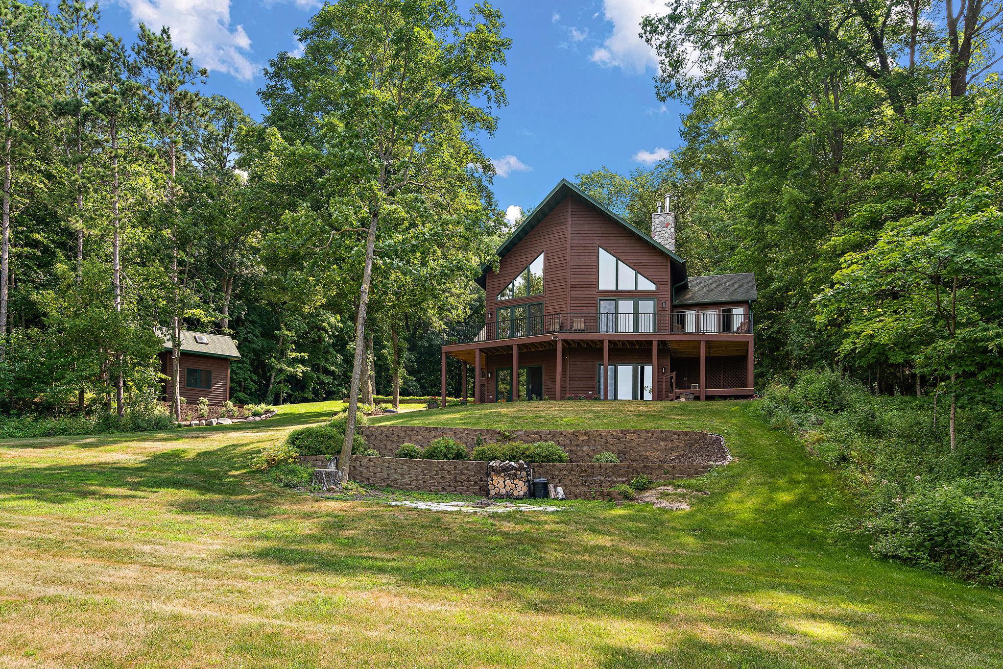 1383a Bay View Drive Property Photo 2