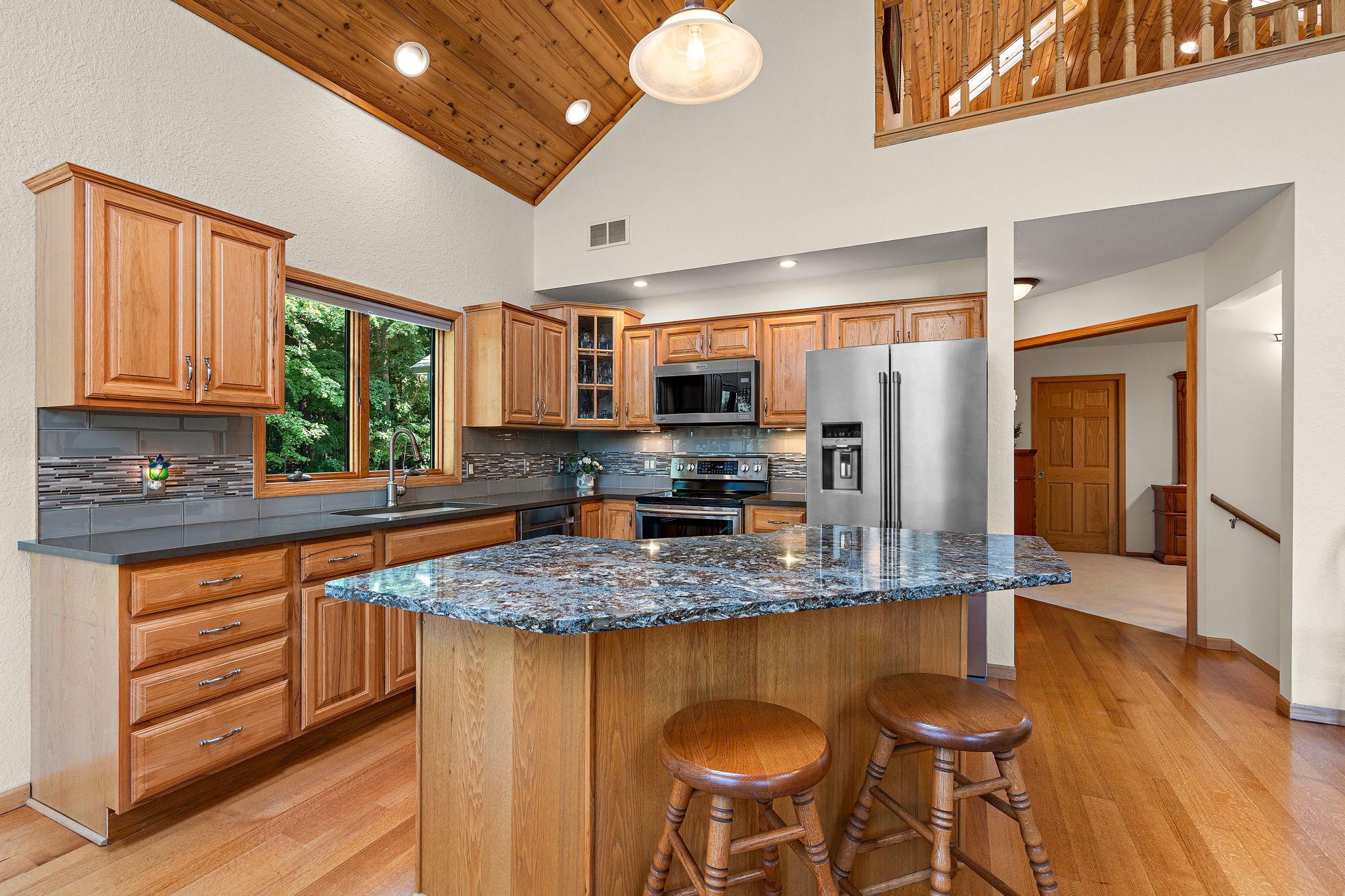 1383a Bay View Drive Property Photo 8