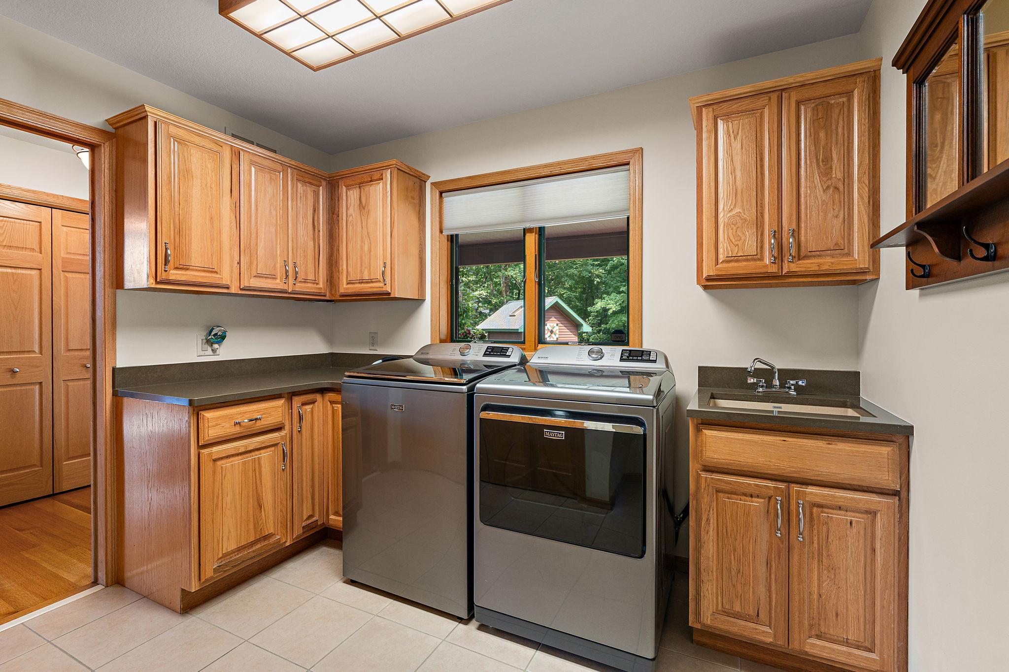 1383a Bay View Drive Property Photo 23
