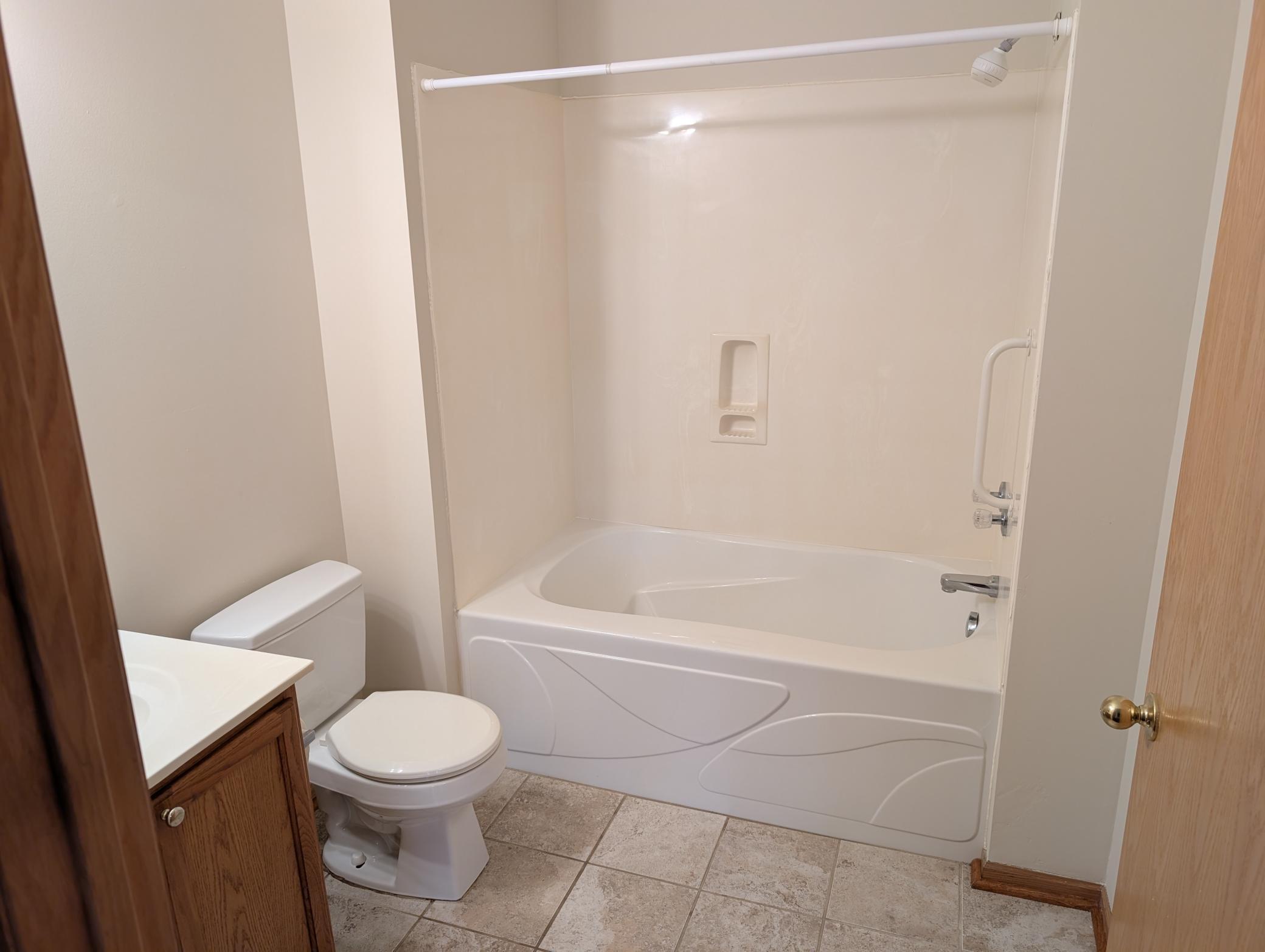 2203 Foxglove Way Property Photo 13