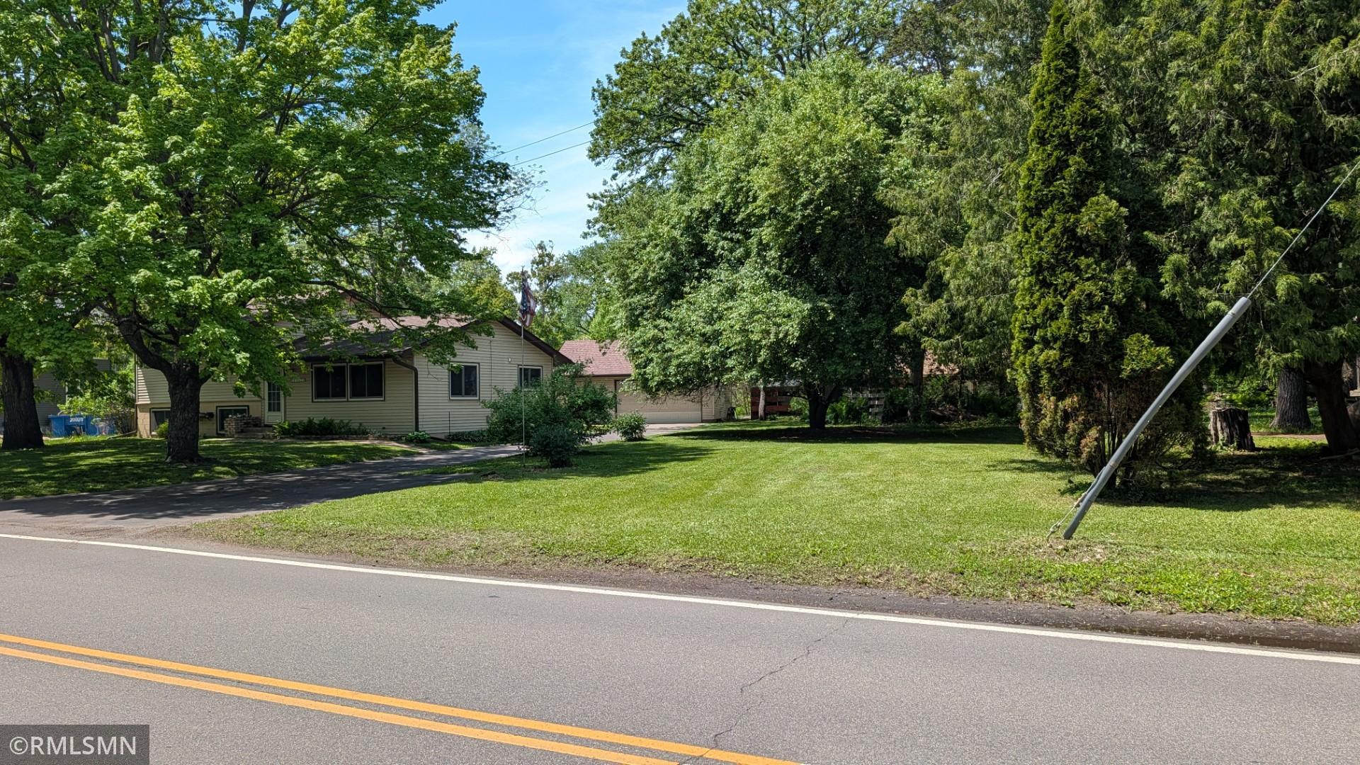 5307 Hugo Road Property Photo 2