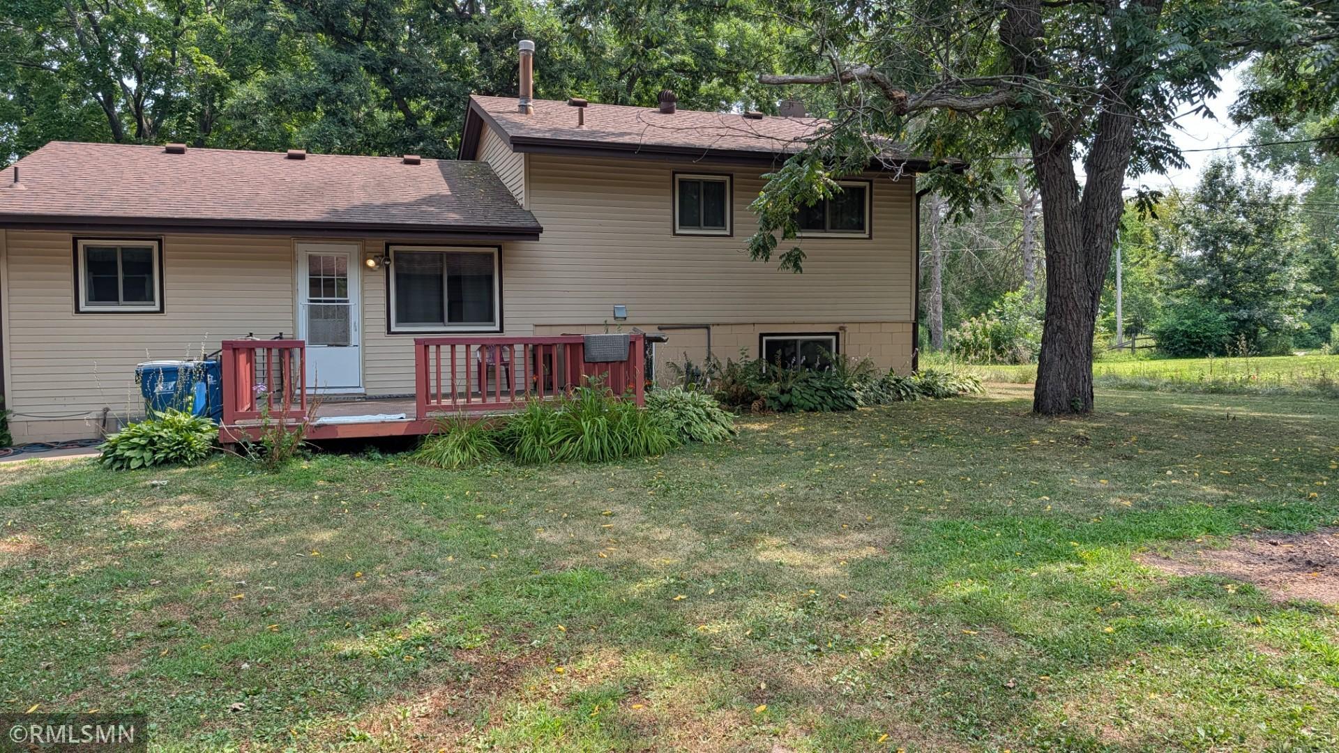 5307 Hugo Road Property Photo 4