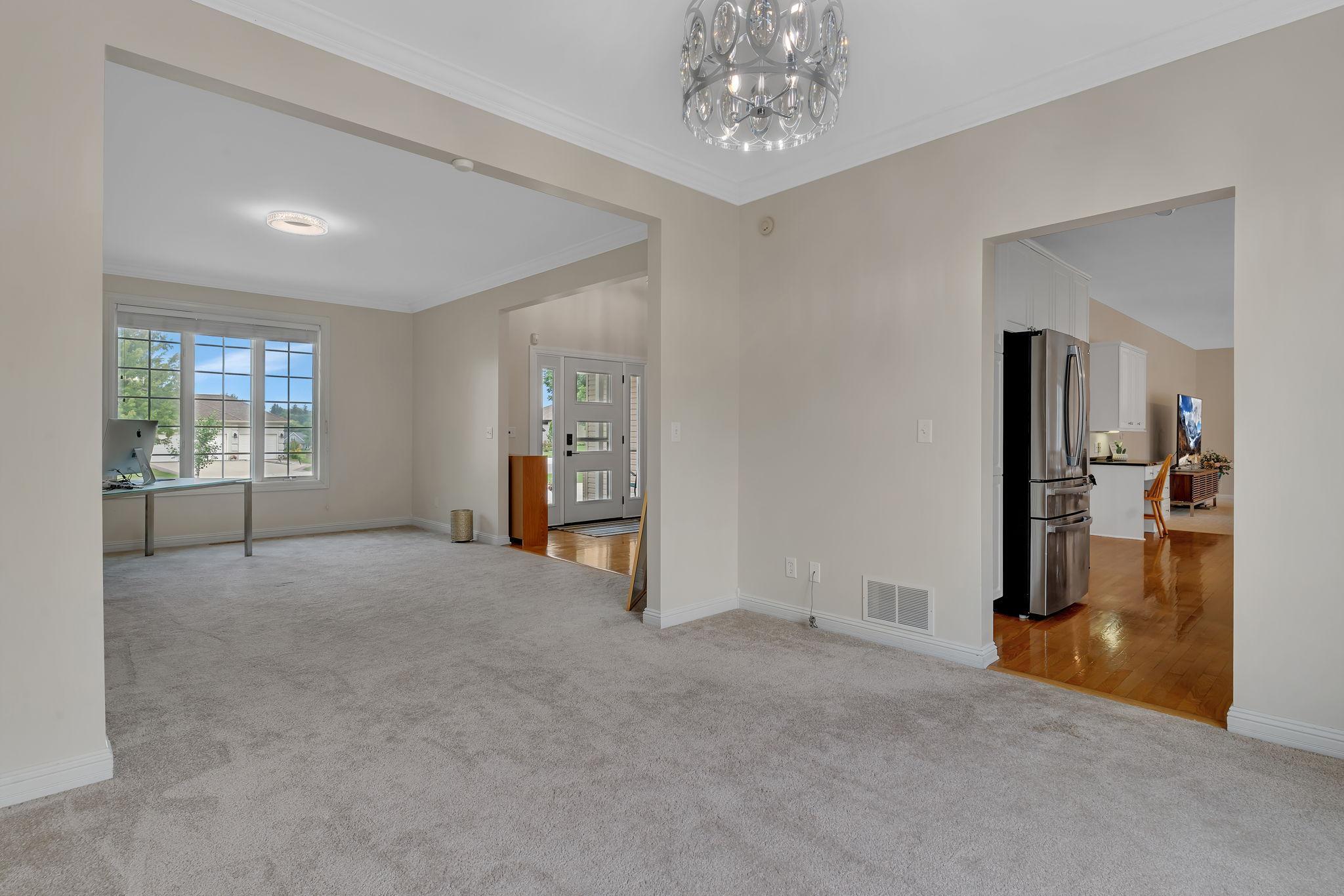3200 Eagle Ridge Drive E Property Photo 11