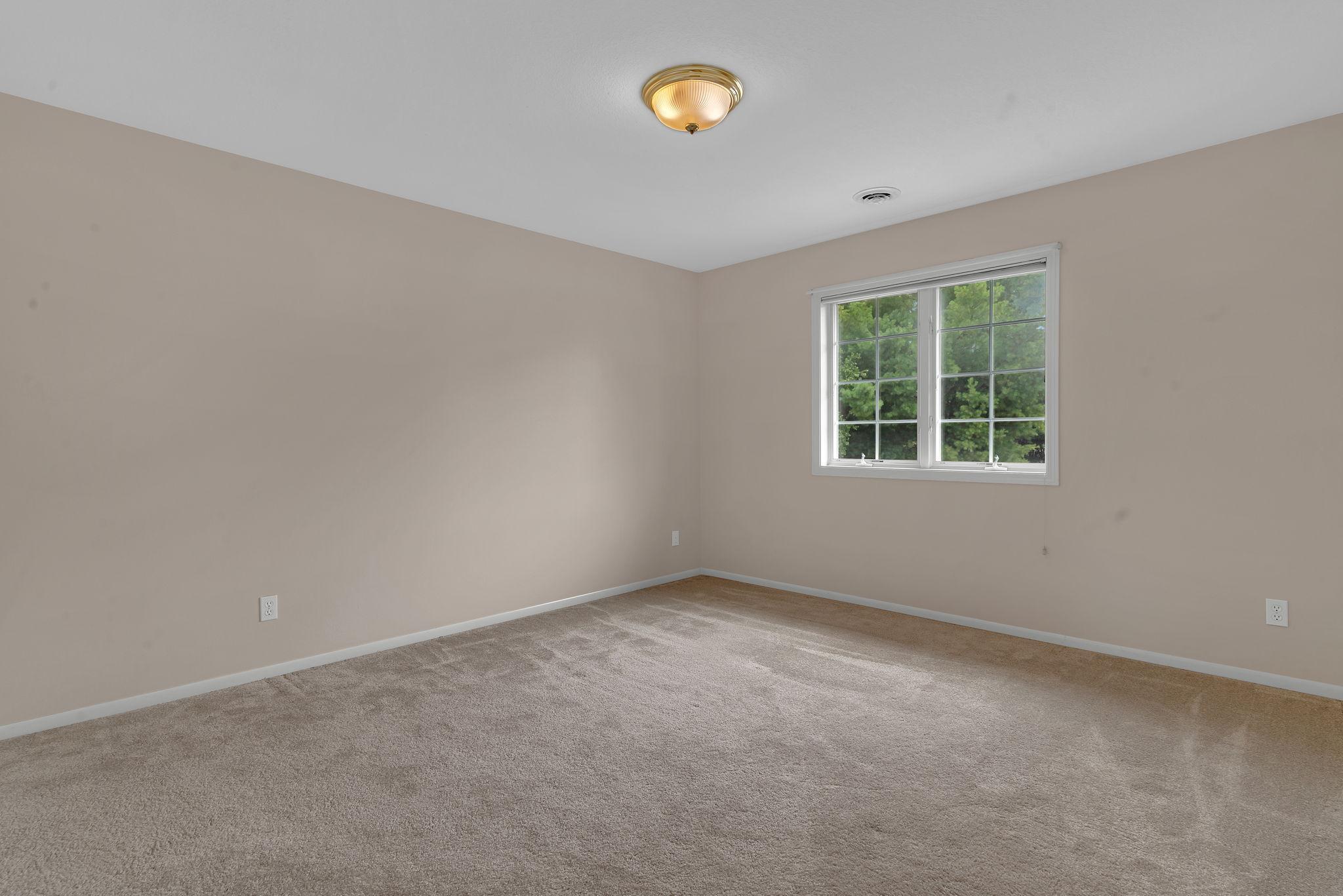 3200 Eagle Ridge Drive E Property Photo 28