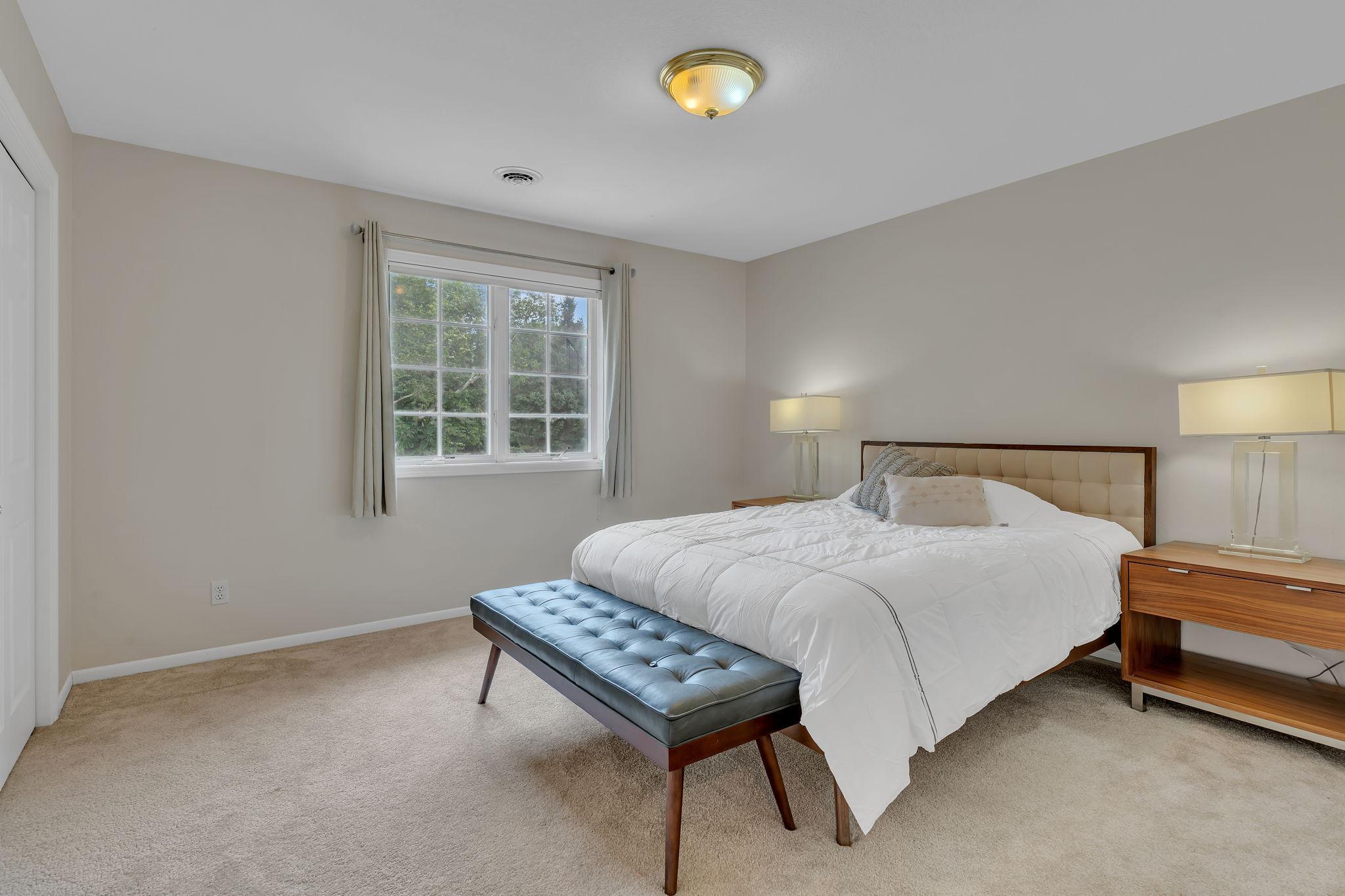 3200 Eagle Ridge Drive E Property Photo 35