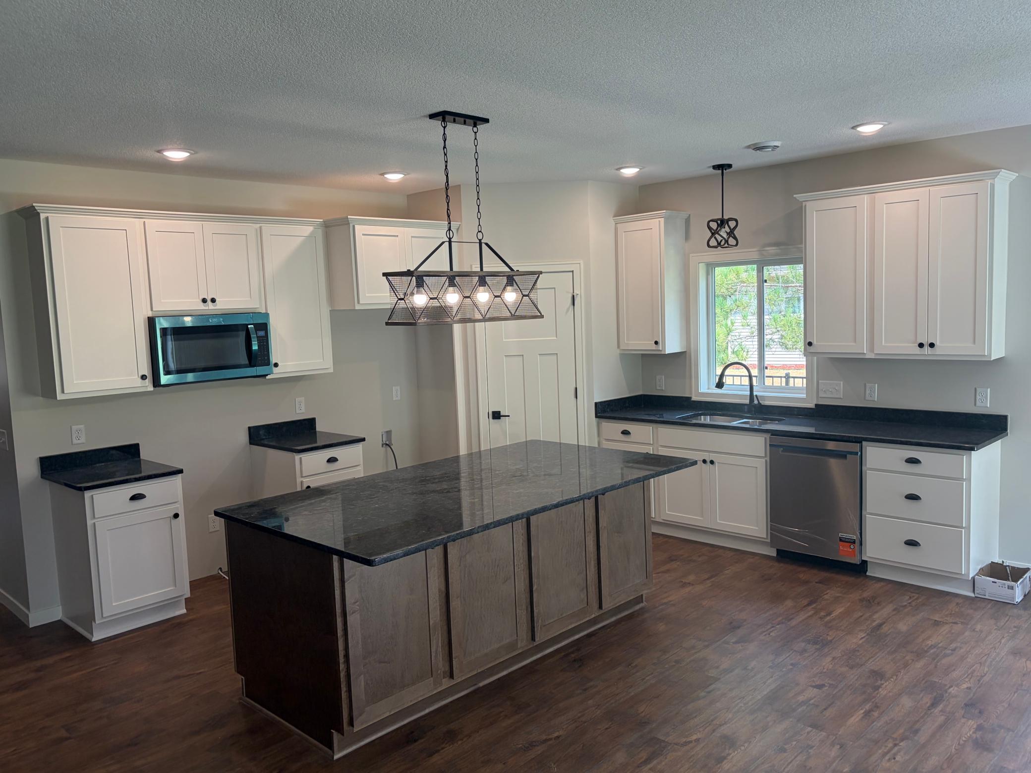 2075 Langston Lane Ne Property Photo 11