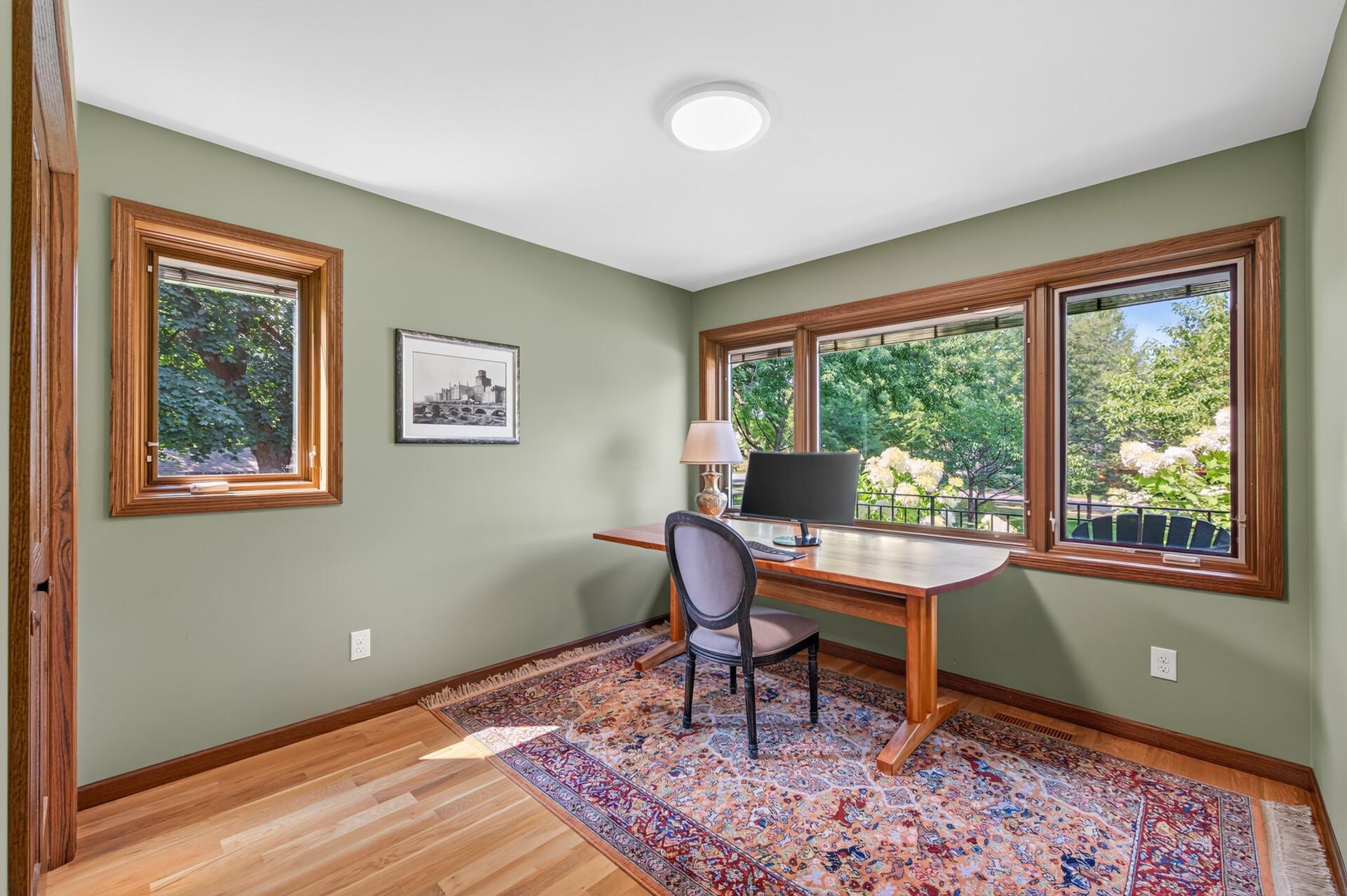 1817 W 59th Street W Property Photo 16