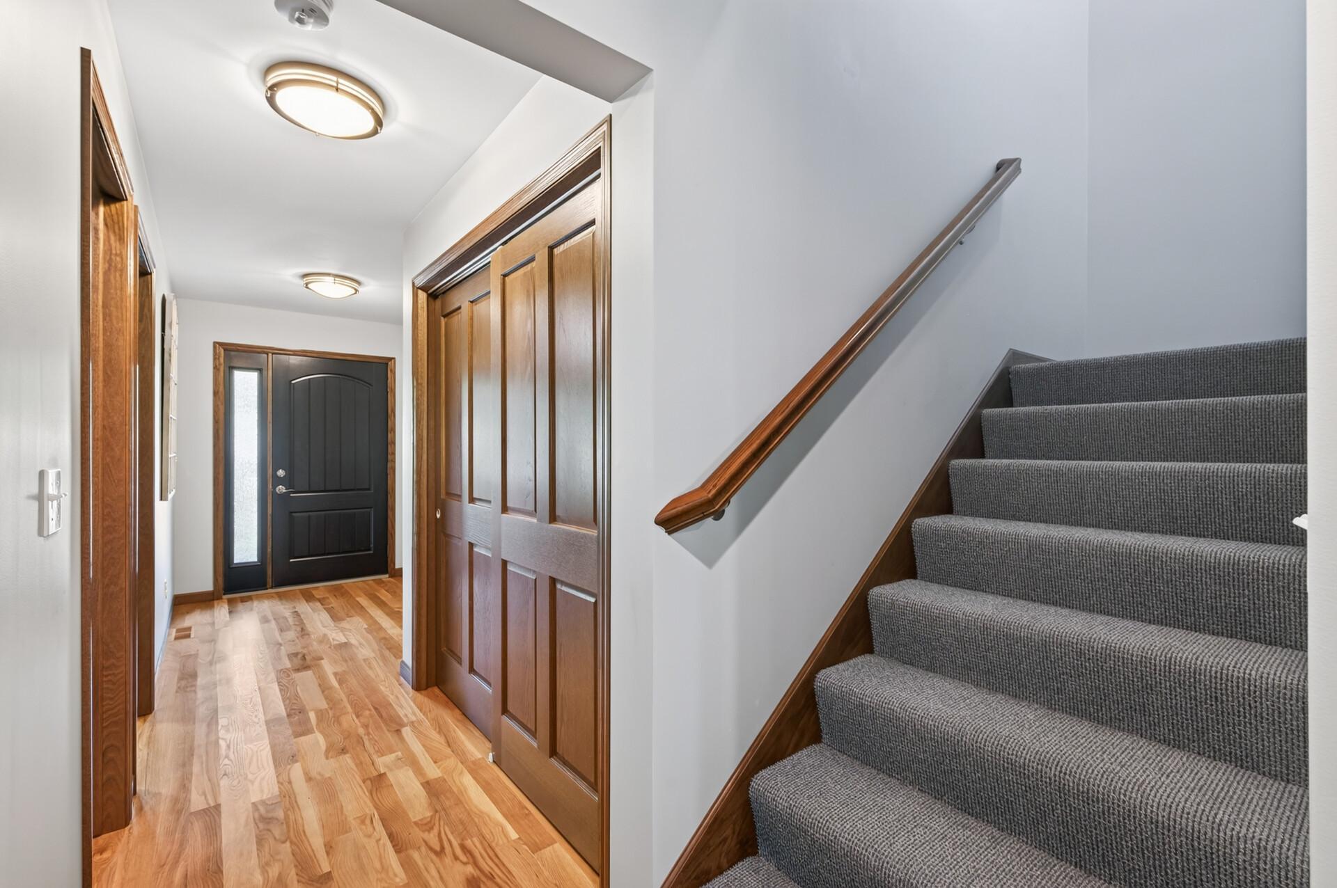 1817 W 59th Street W Property Photo 20