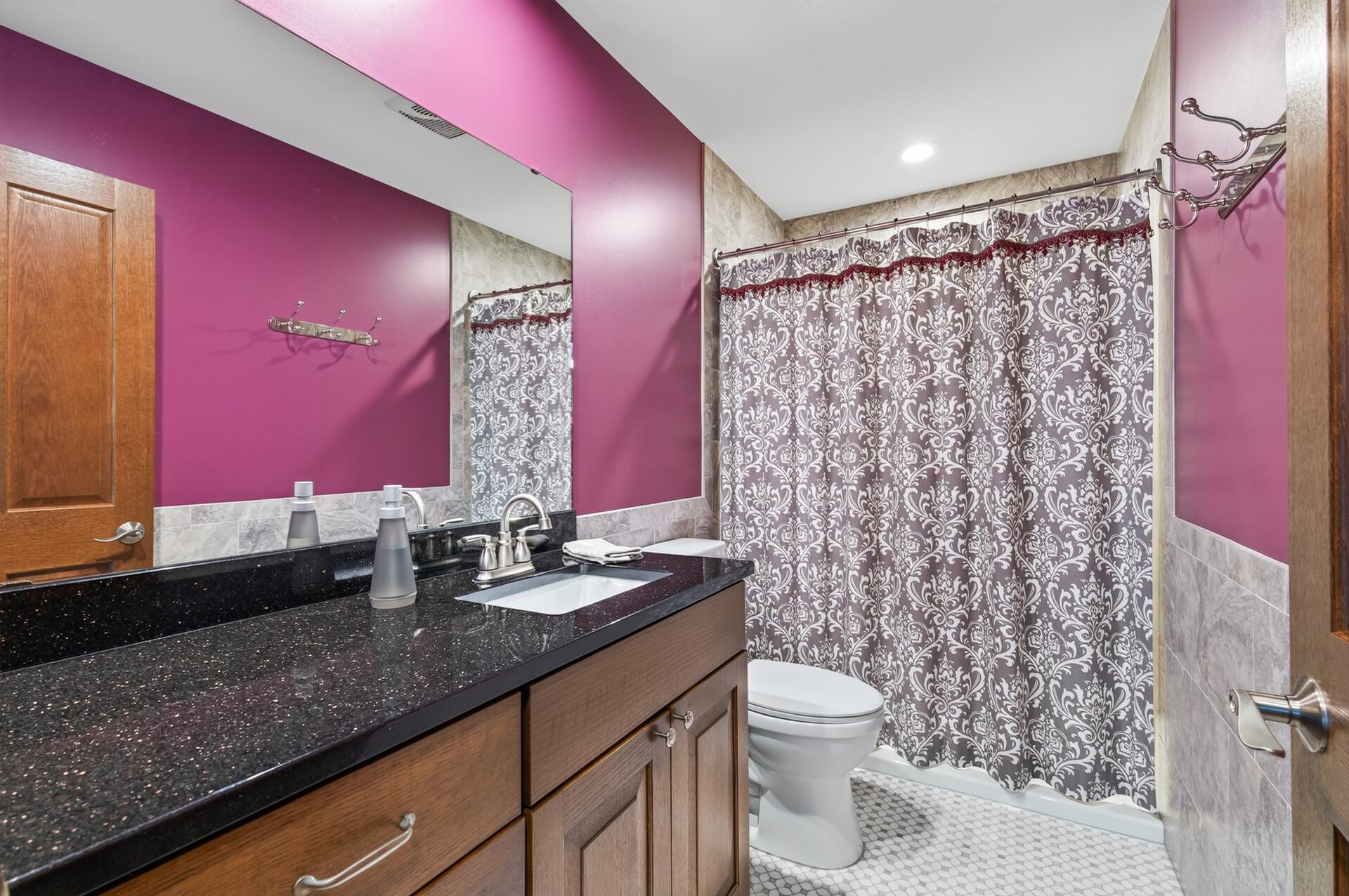 1817 W 59th Street W Property Photo 30