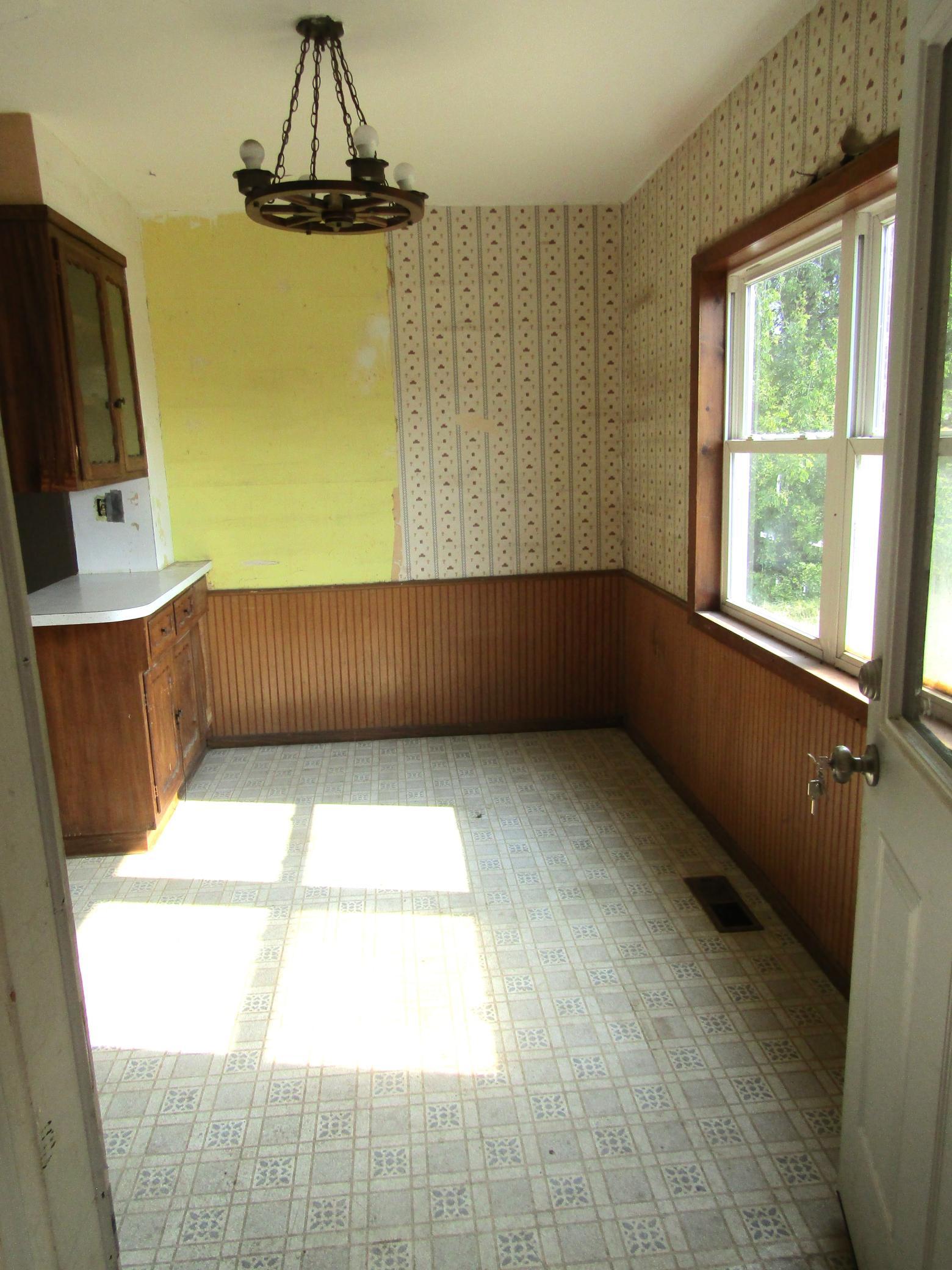 12080 30th Avenue Se Property Photo 6