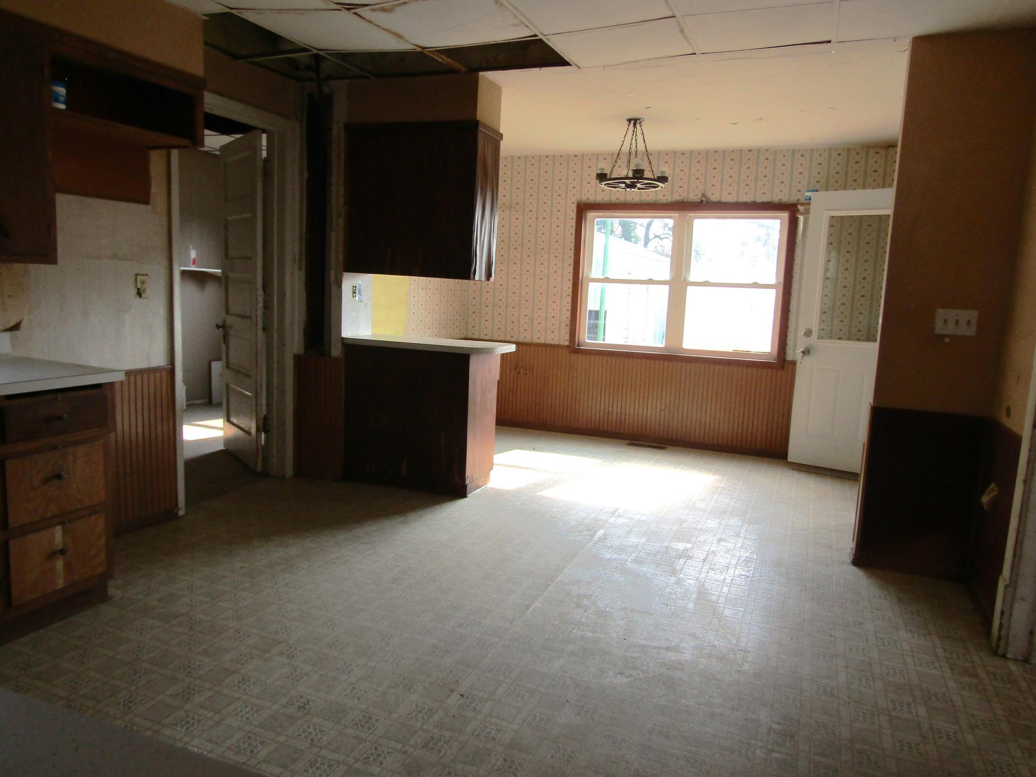12080 30th Avenue Se Property Photo 7