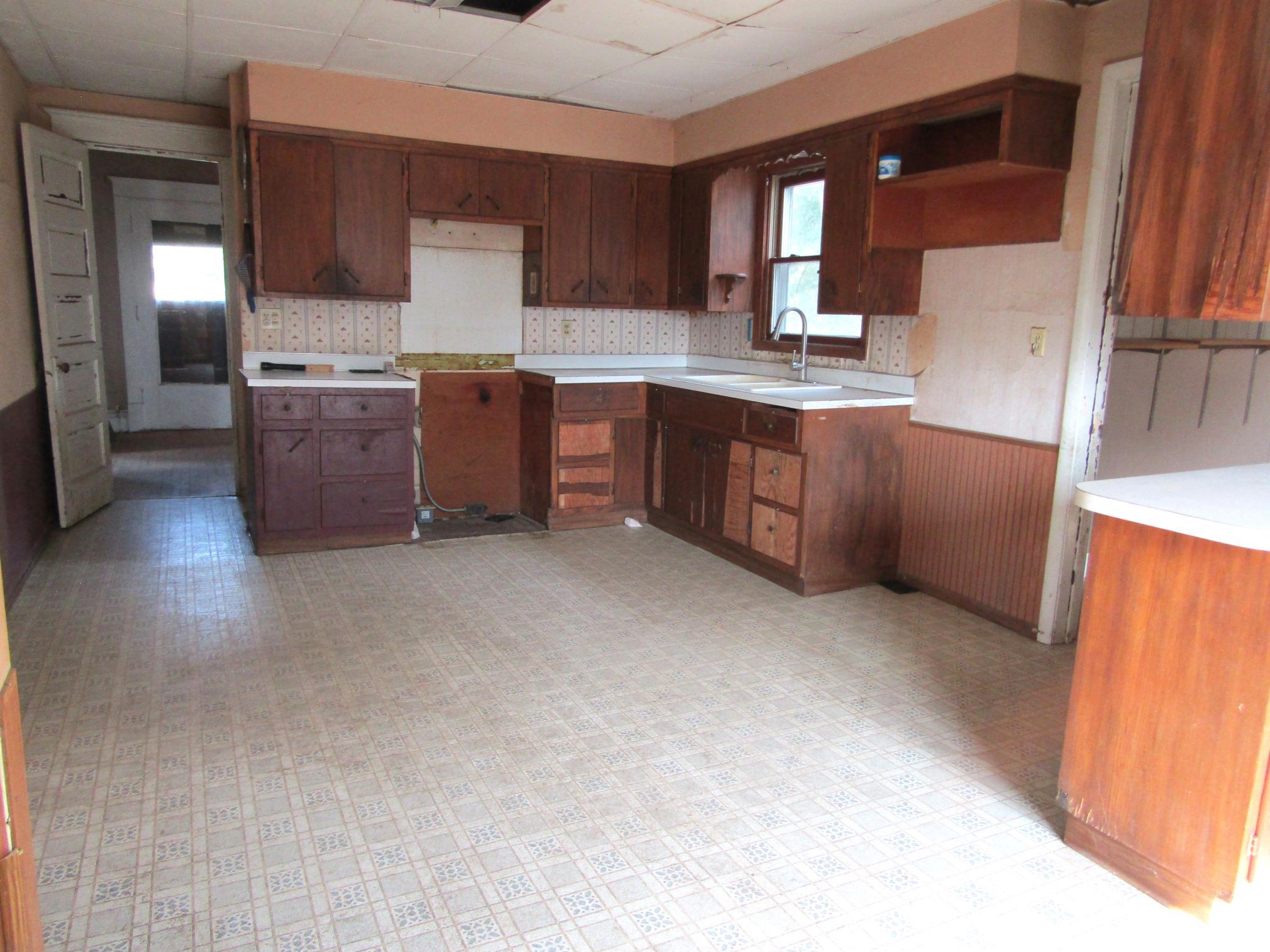 12080 30th Avenue Se Property Photo 9