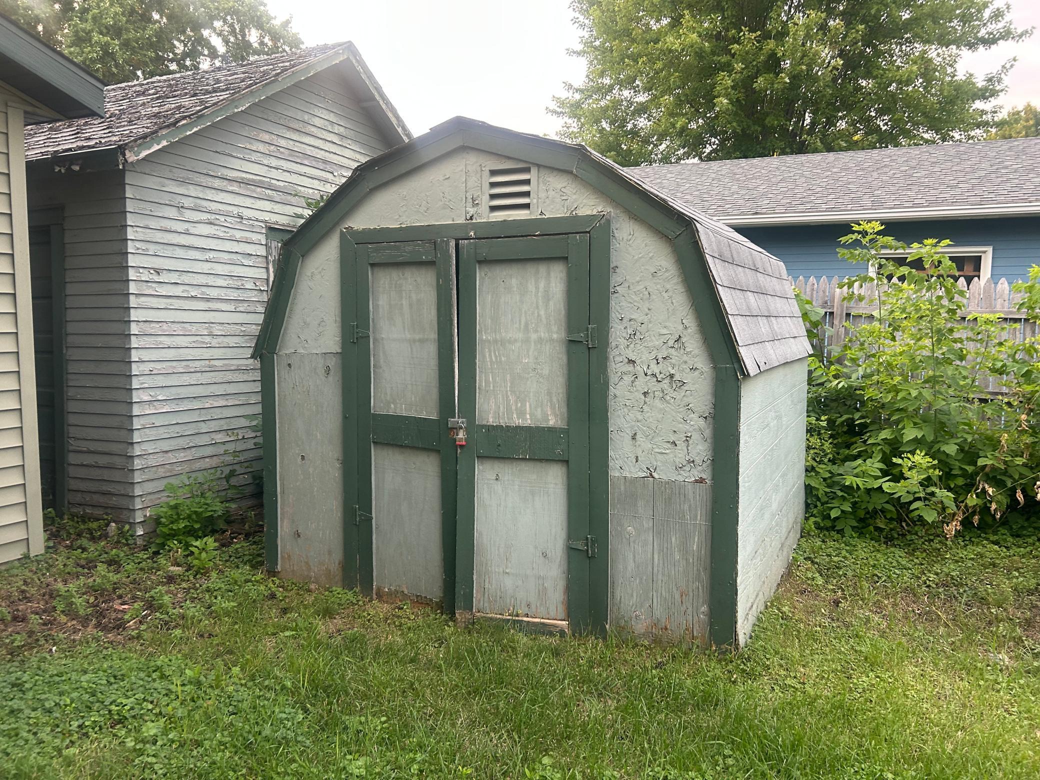309 4th Street W Property Photo 6