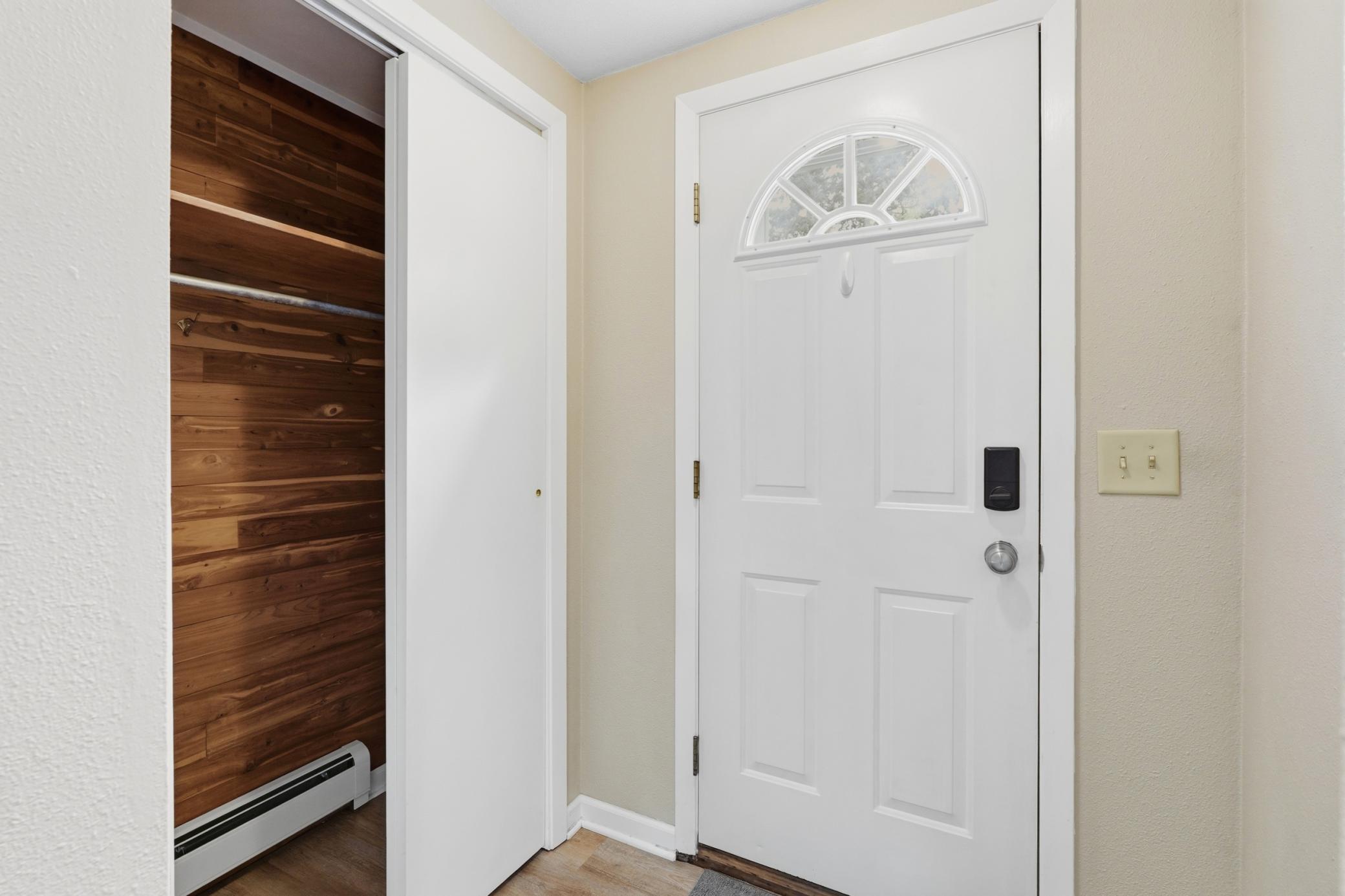 109 Kneale Avenue S Property Photo 3