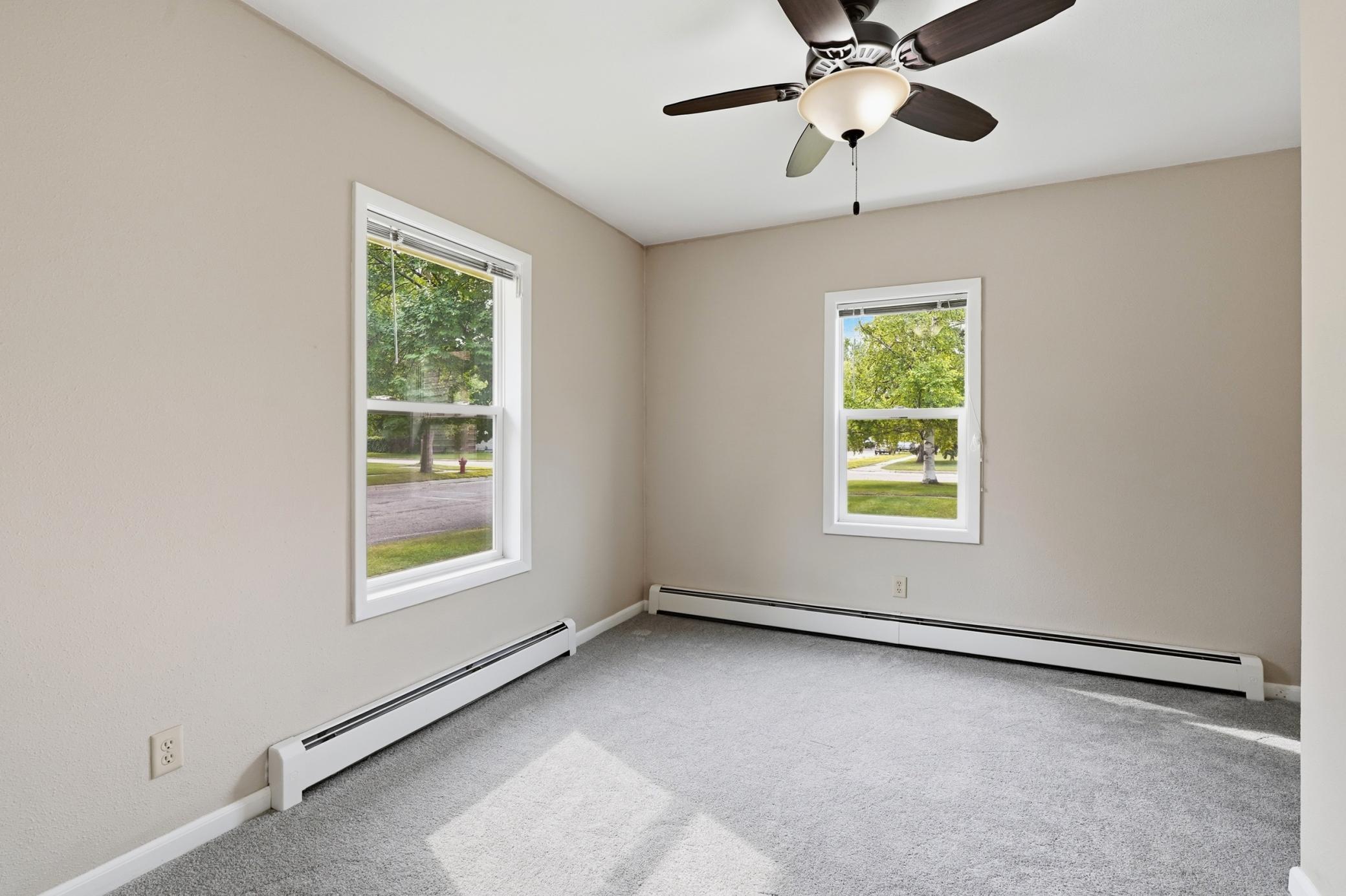 109 Kneale Avenue S Property Photo 10