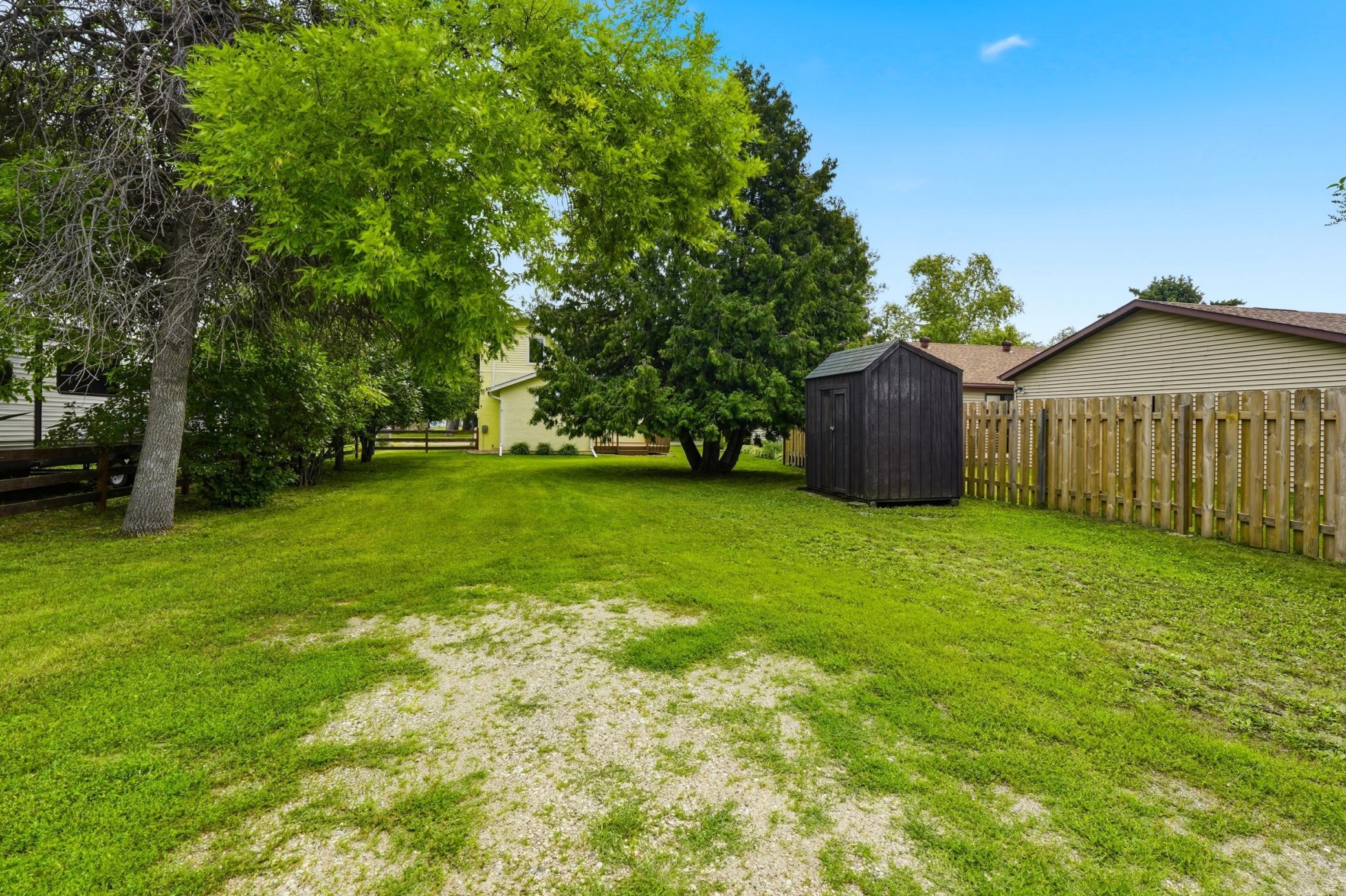 109 Kneale Avenue S Property Photo 29