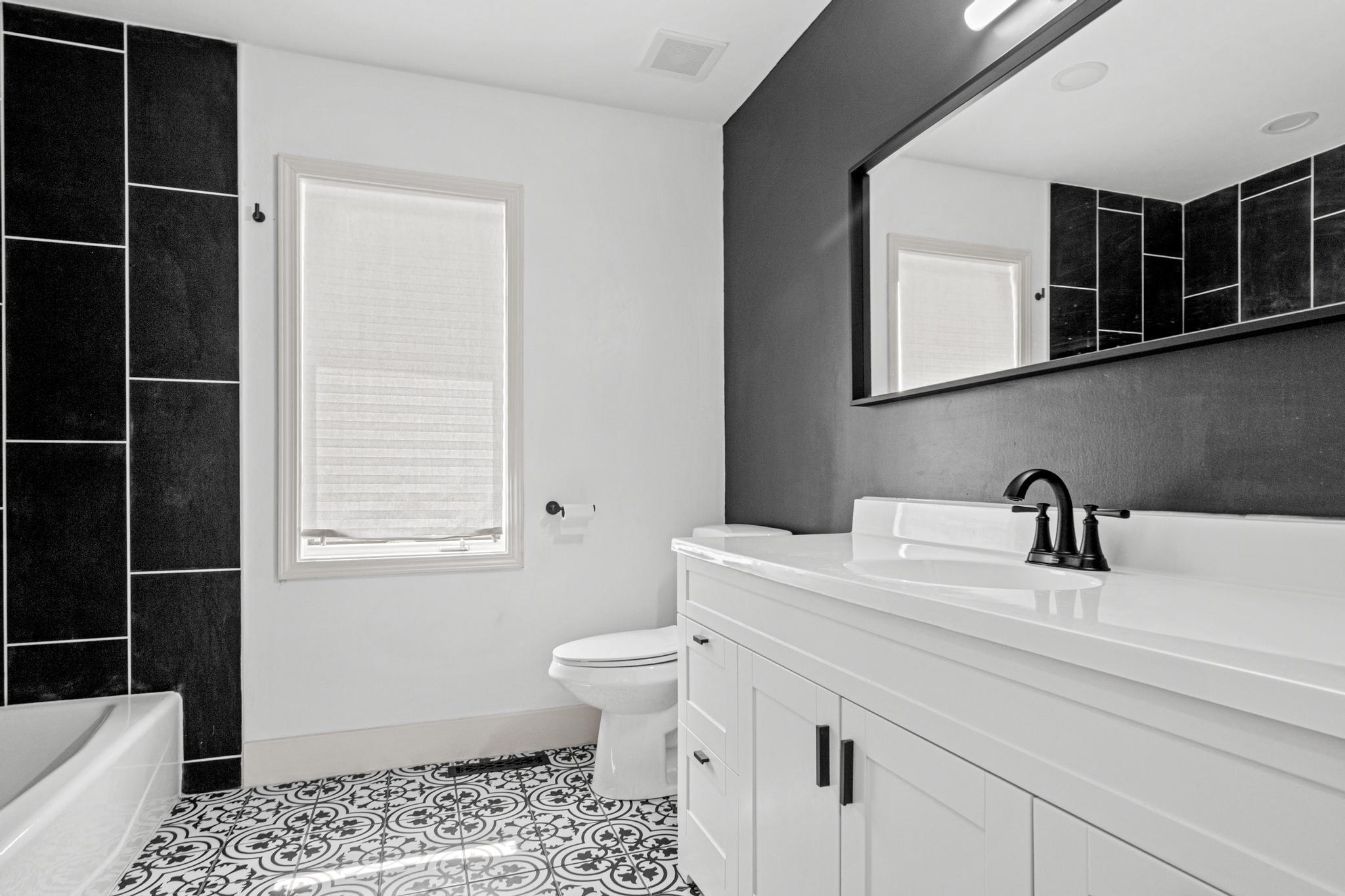 13629 Glasgow Lane Property Photo 32