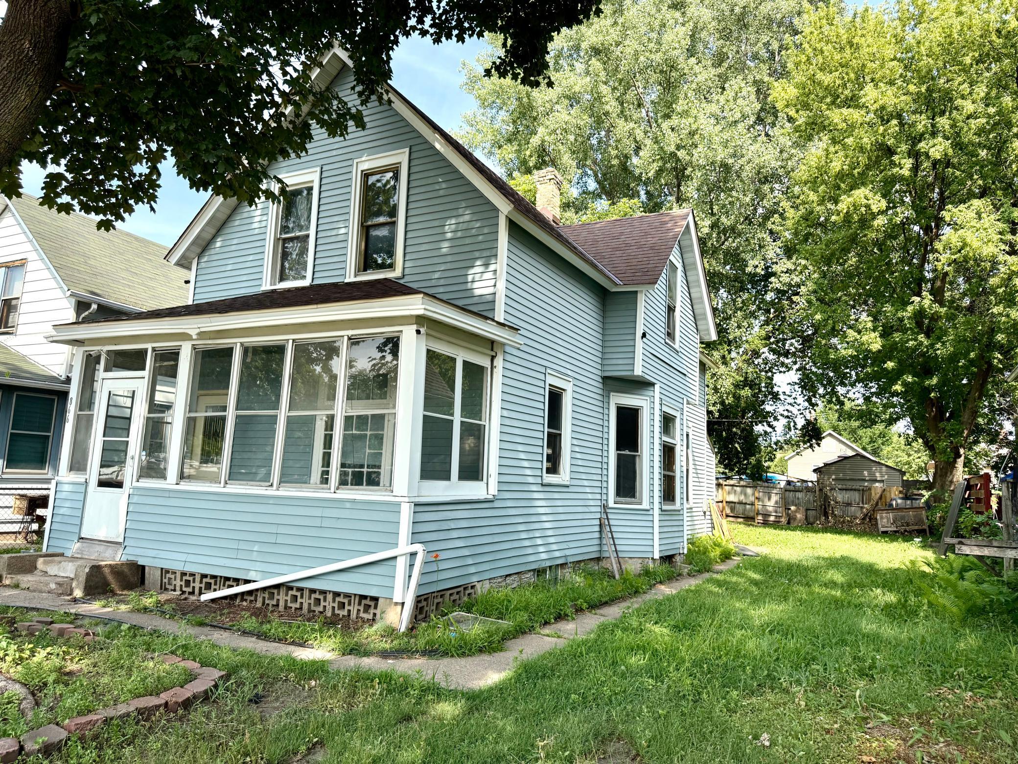 866 Duluth Street Property Photo 3