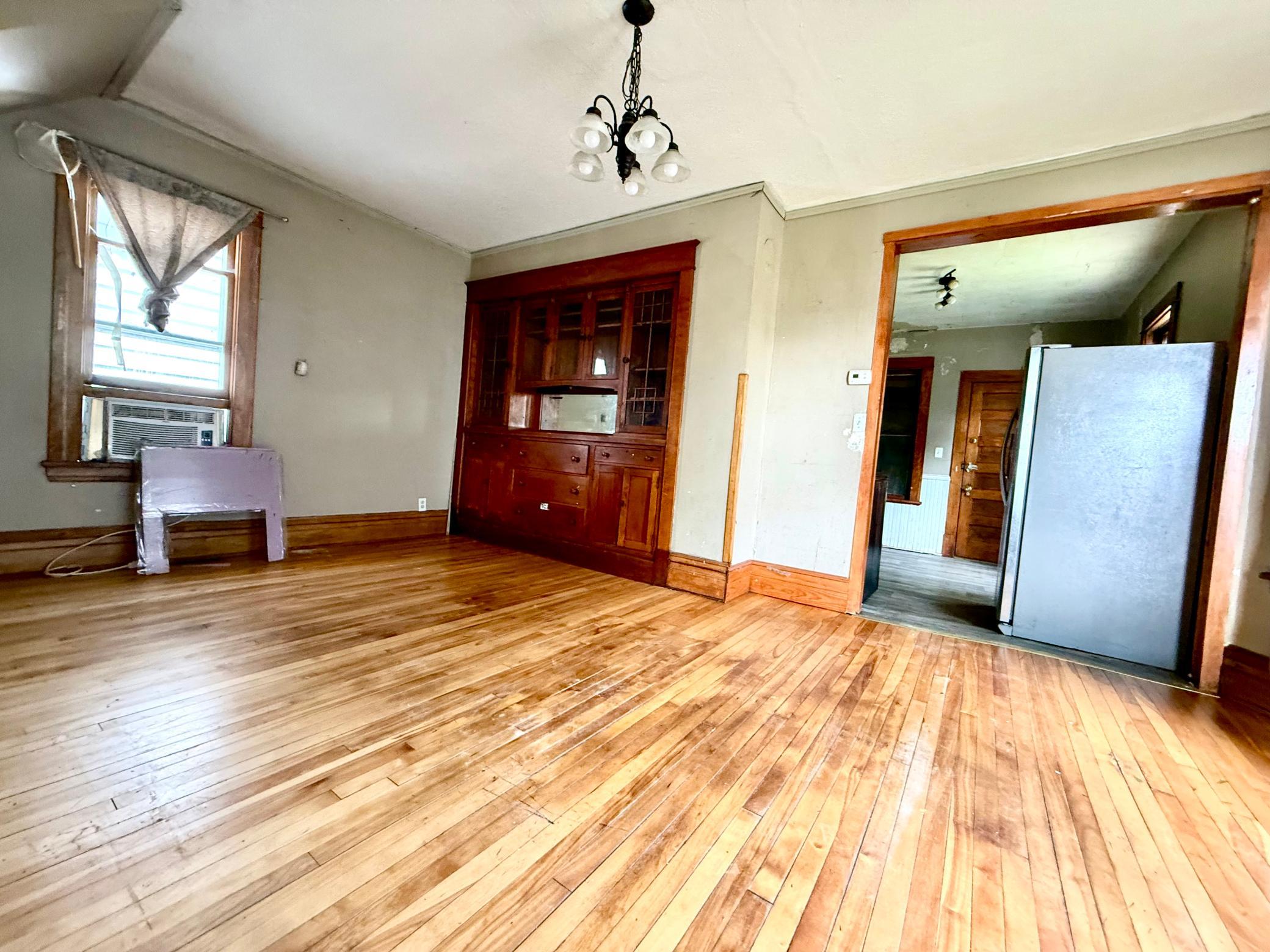 866 Duluth Street Property Photo 9