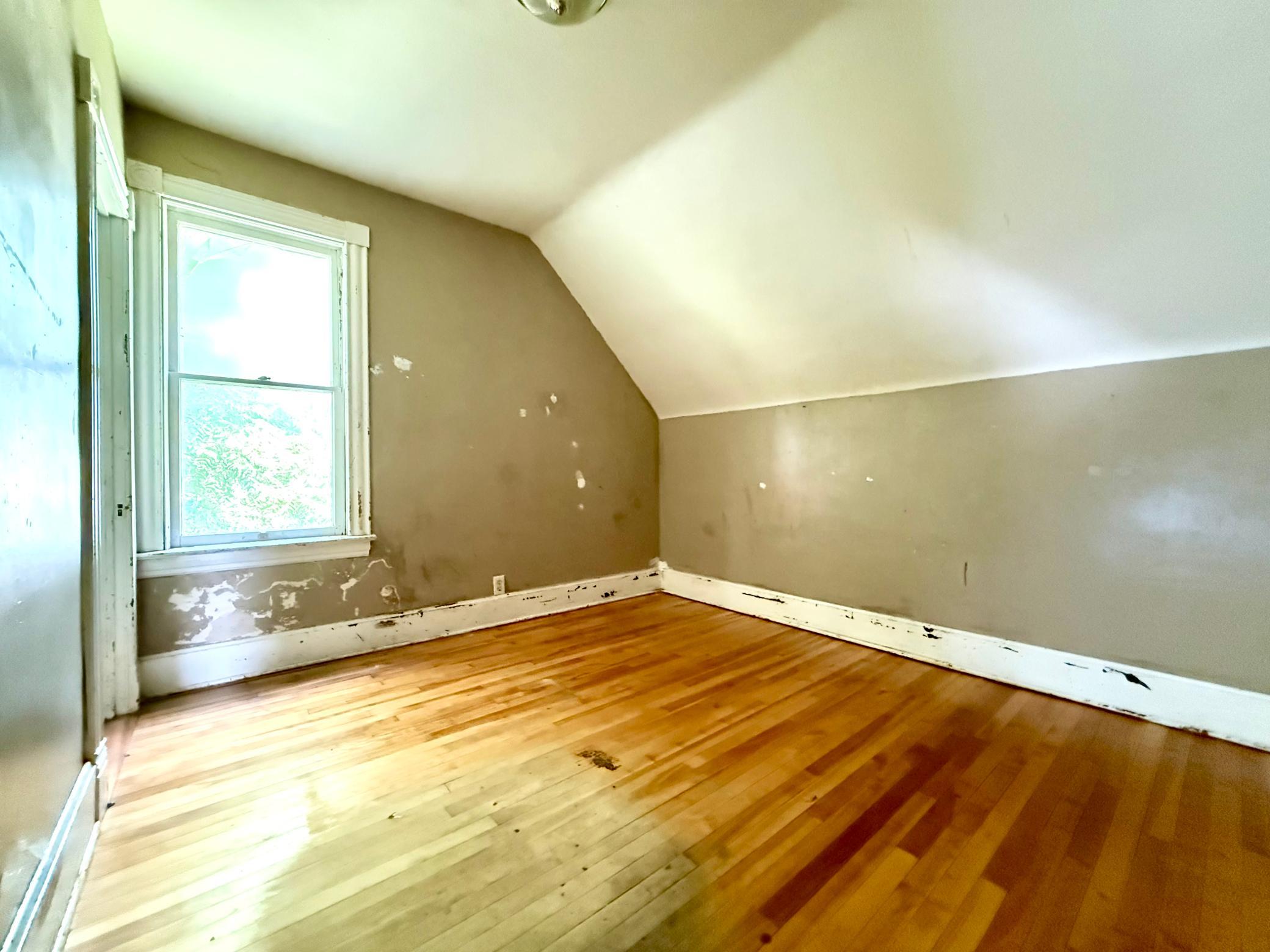 866 Duluth Street Property Photo 15