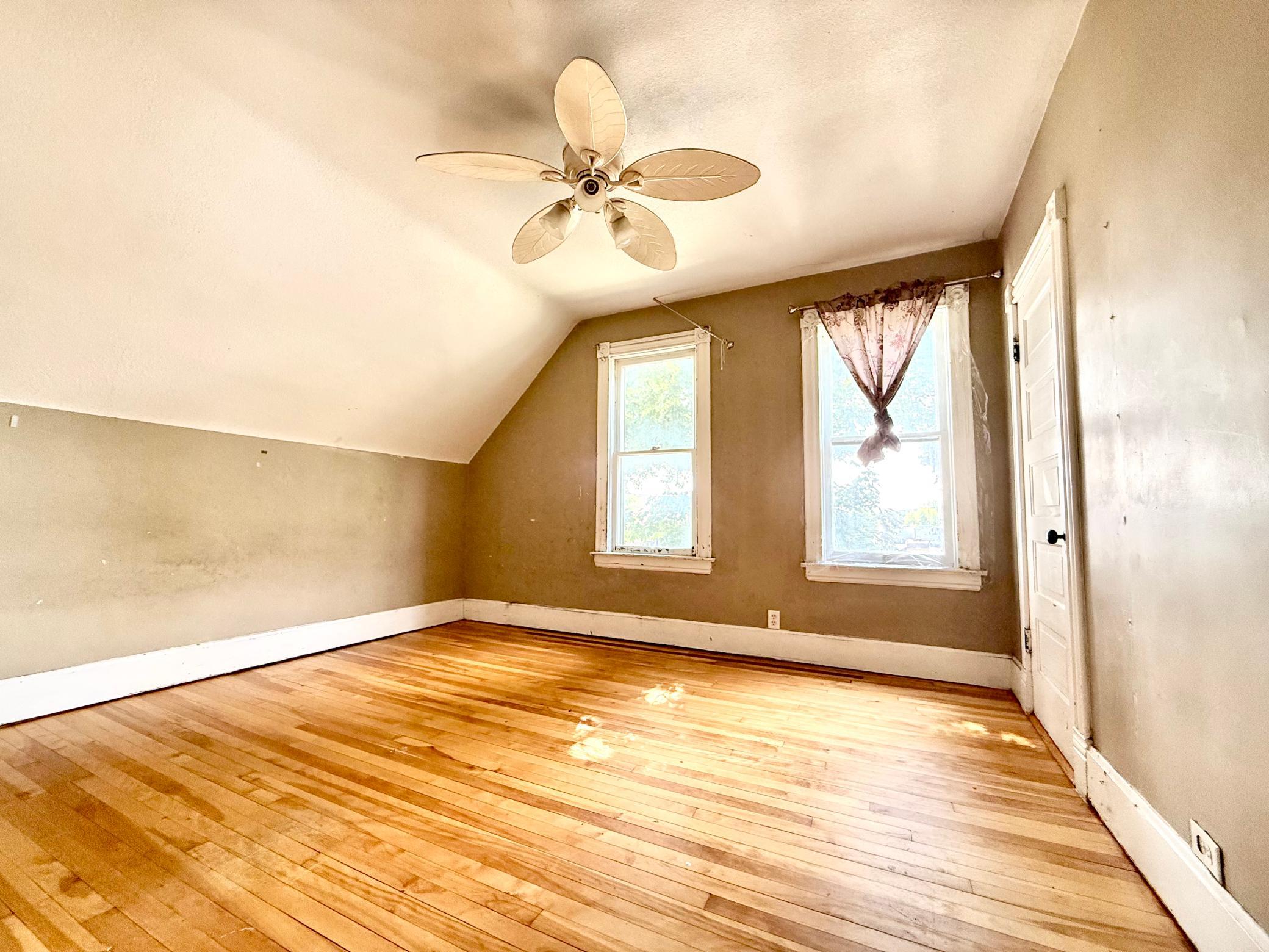 866 Duluth Street Property Photo 16