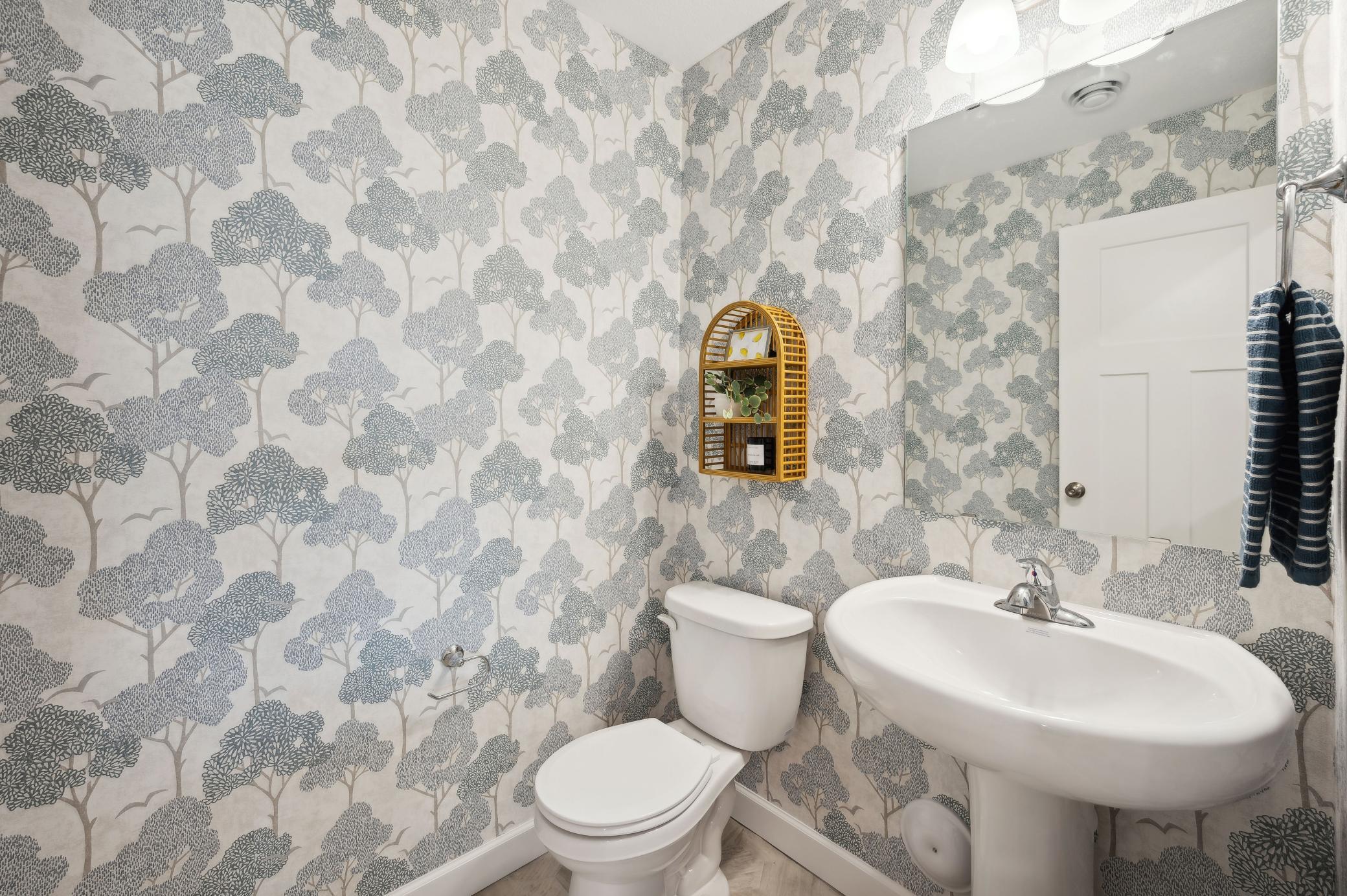8837 Riverstone Avenue Ne Property Photo 8