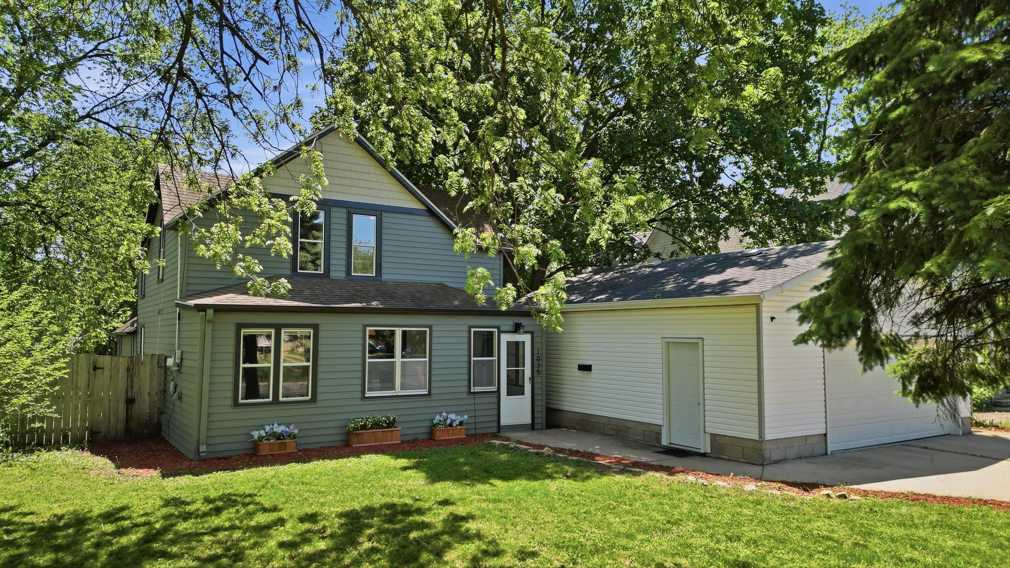 1035 E Main Street
