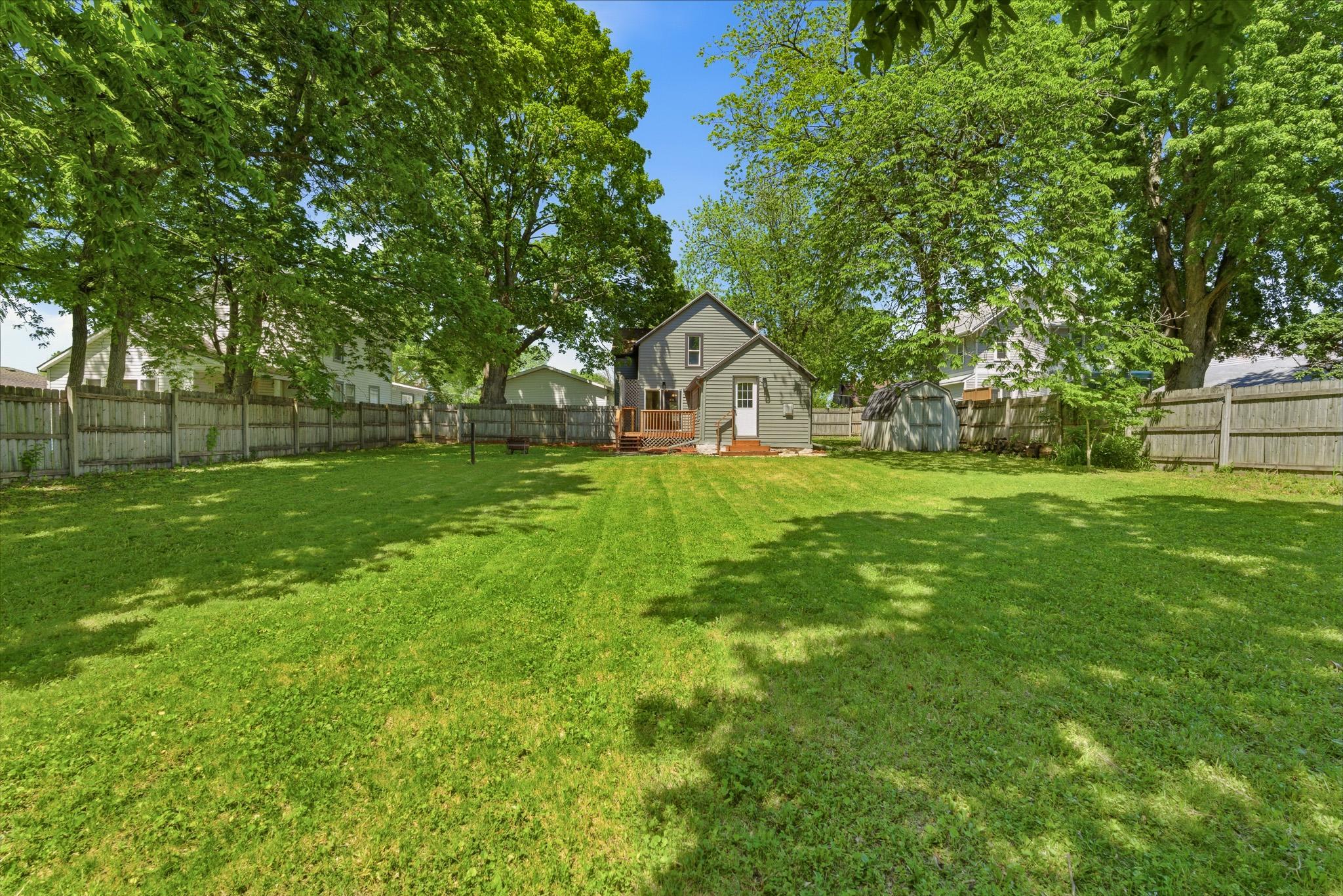 1035 E Main Street Property Photo 32