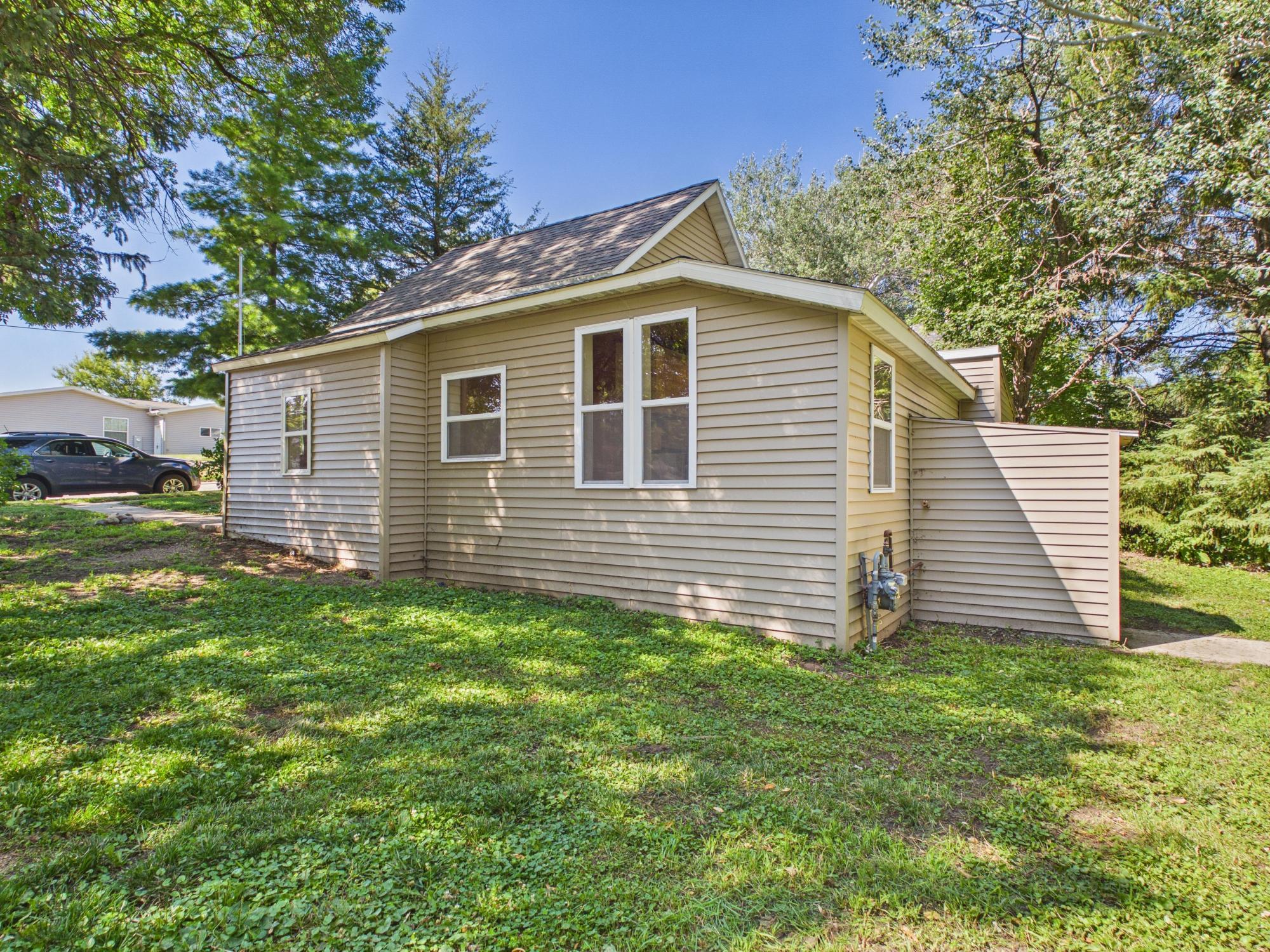 129 3rd Avenue Ne Property Photo 22