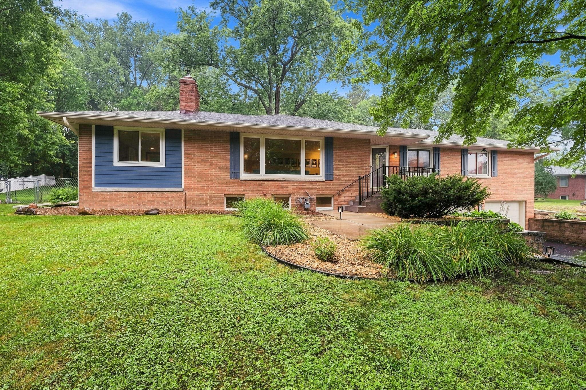 3600 Sunrise Drive E Property Photo 1