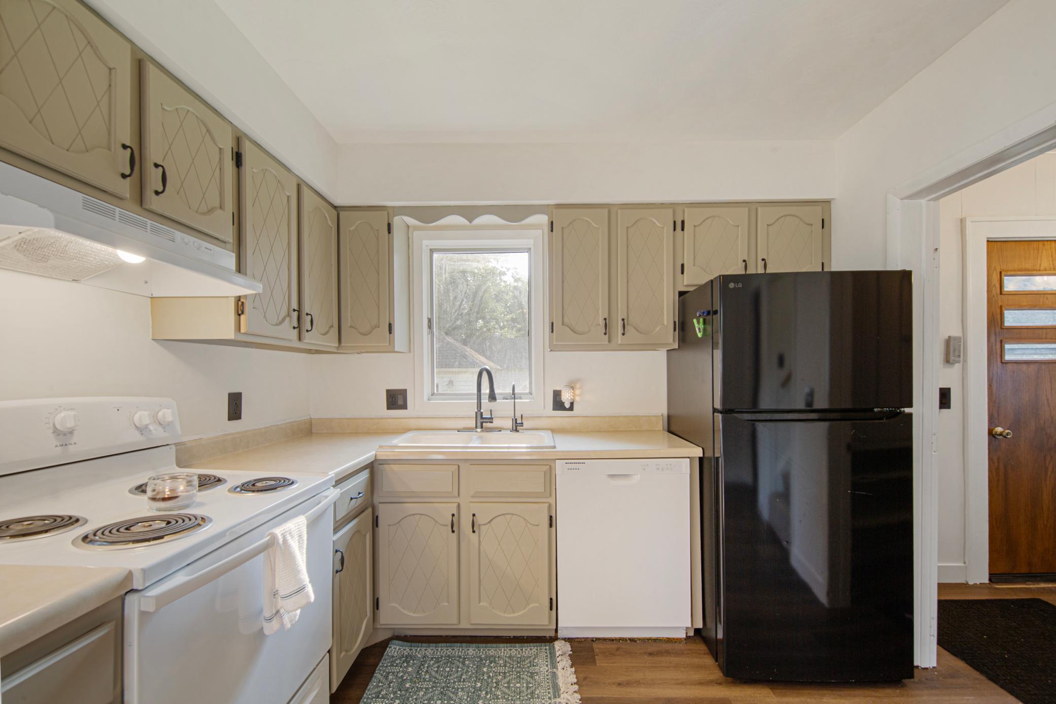 200 First Avenue Se Property Photo 13