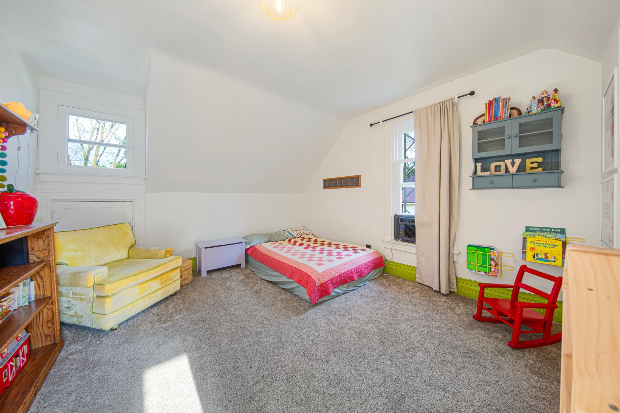 200 First Avenue Se Property Photo 21